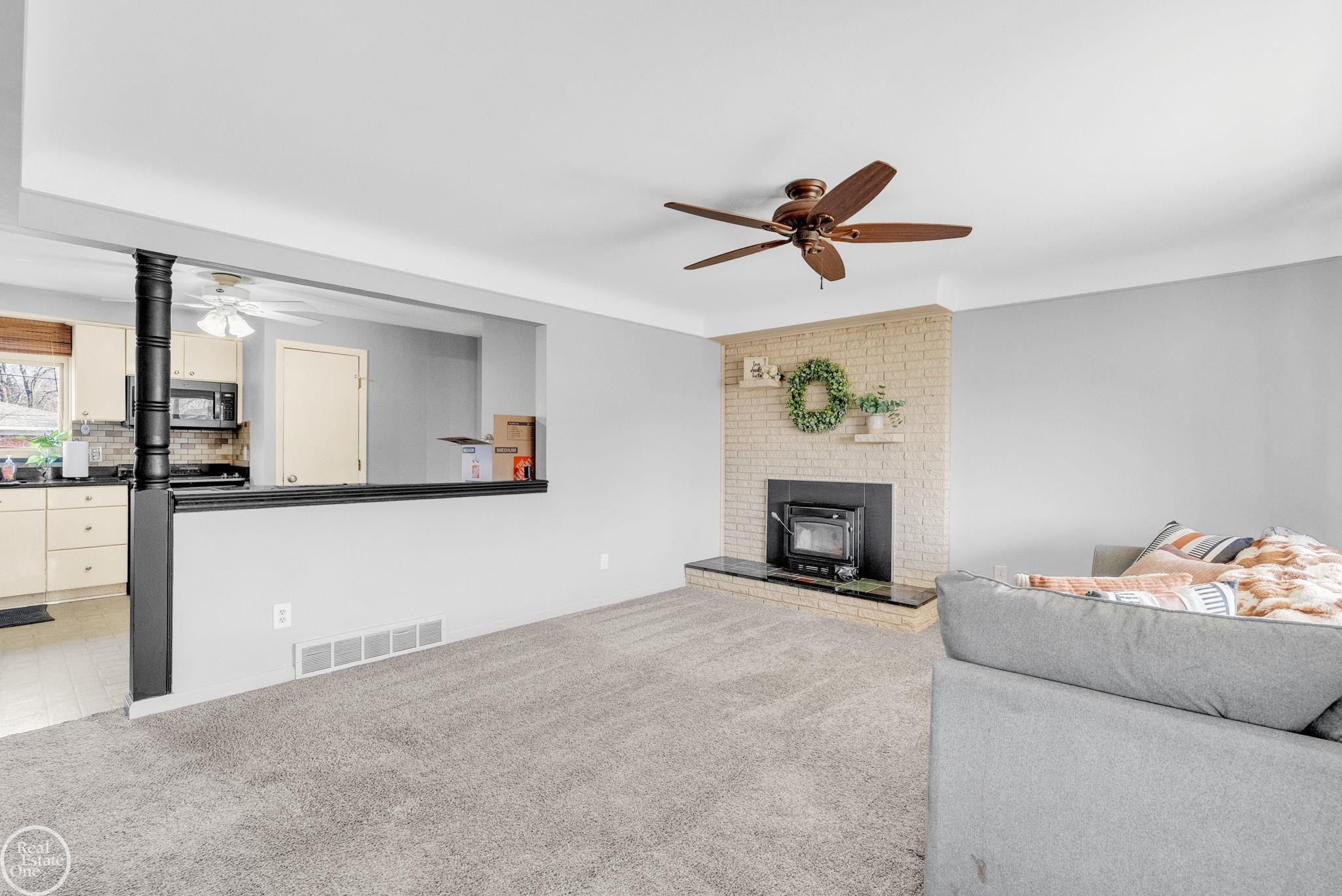 8133 Southfield Drive, Shelby Twp, MI 48316 — Photo 14