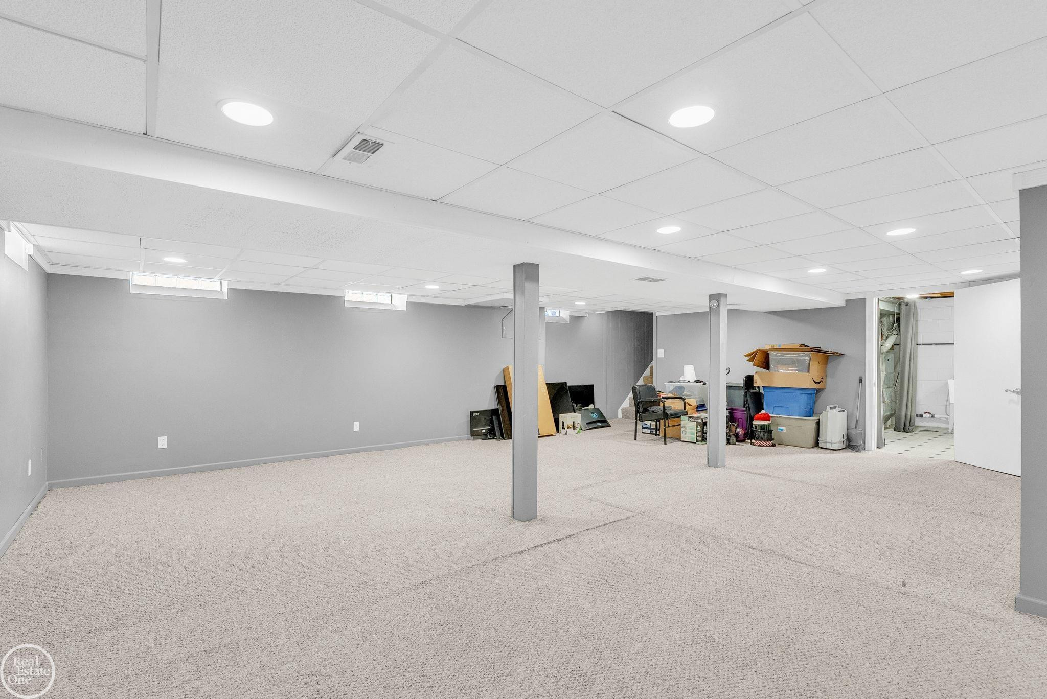 8133 Southfield Drive, Shelby Twp, MI 48316 — Photo 35