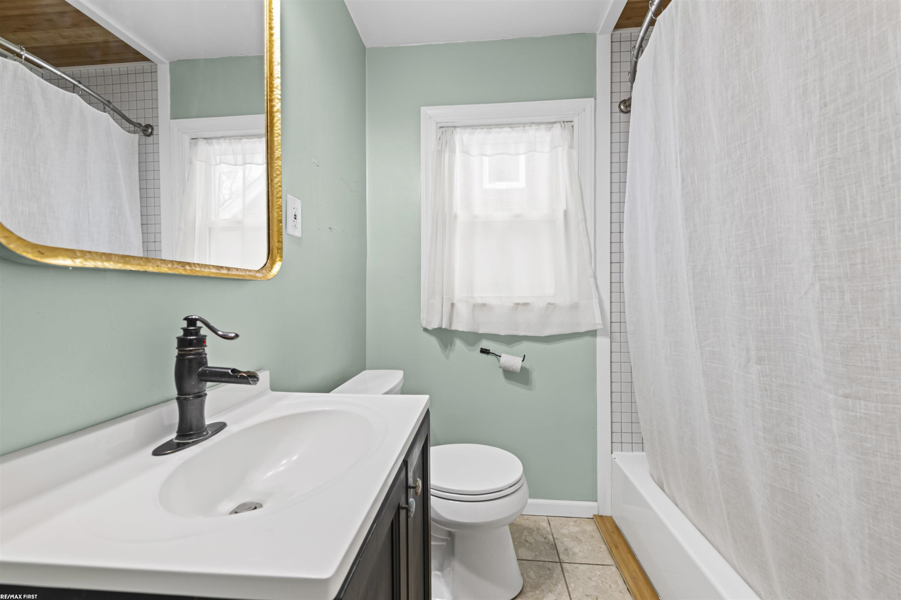 22844 Oakwood Avenue, Eastpointe, MI 48021 — Photo 6