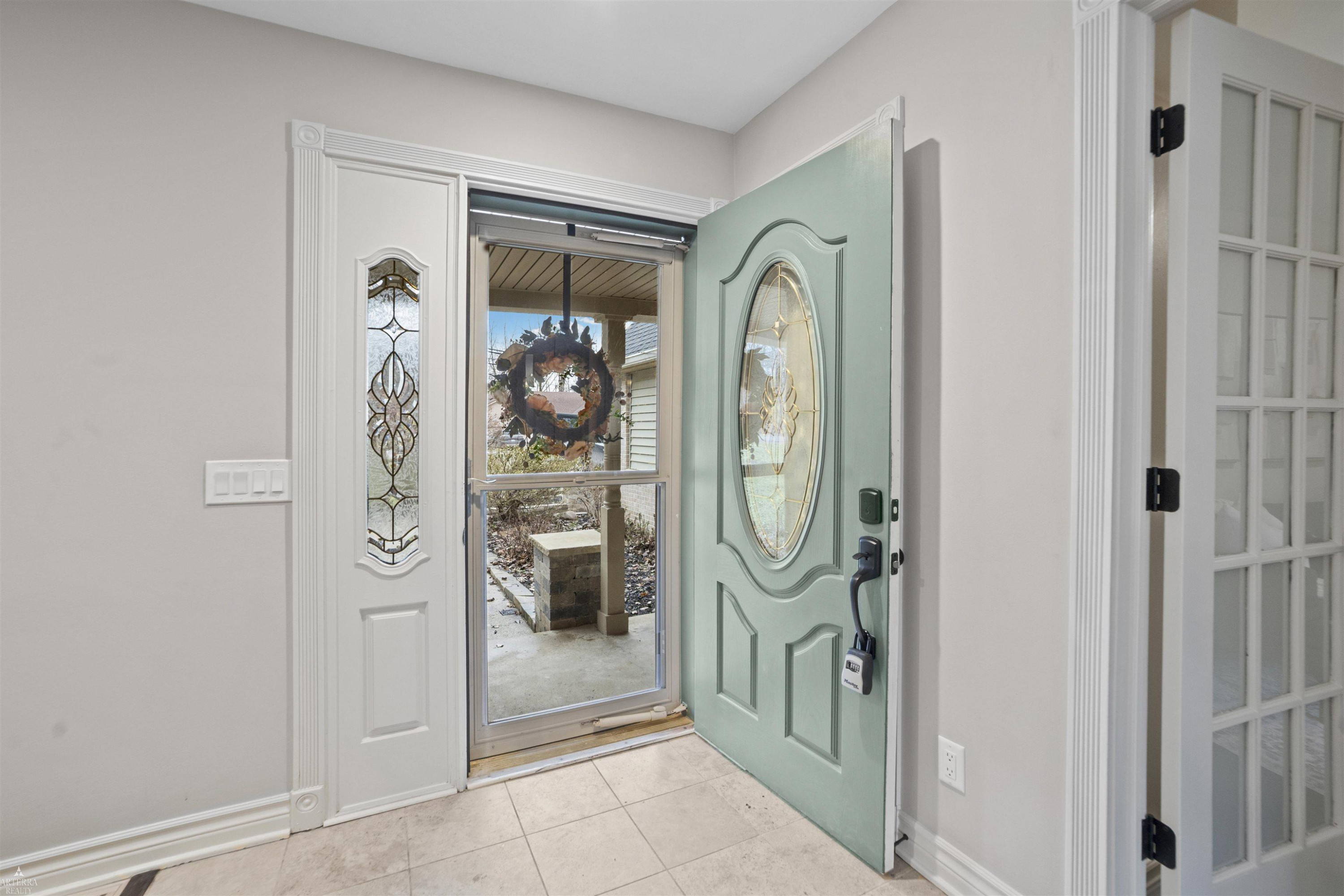 997 N Conklin Road, Lake Orion, MI 48362 — Photo 4