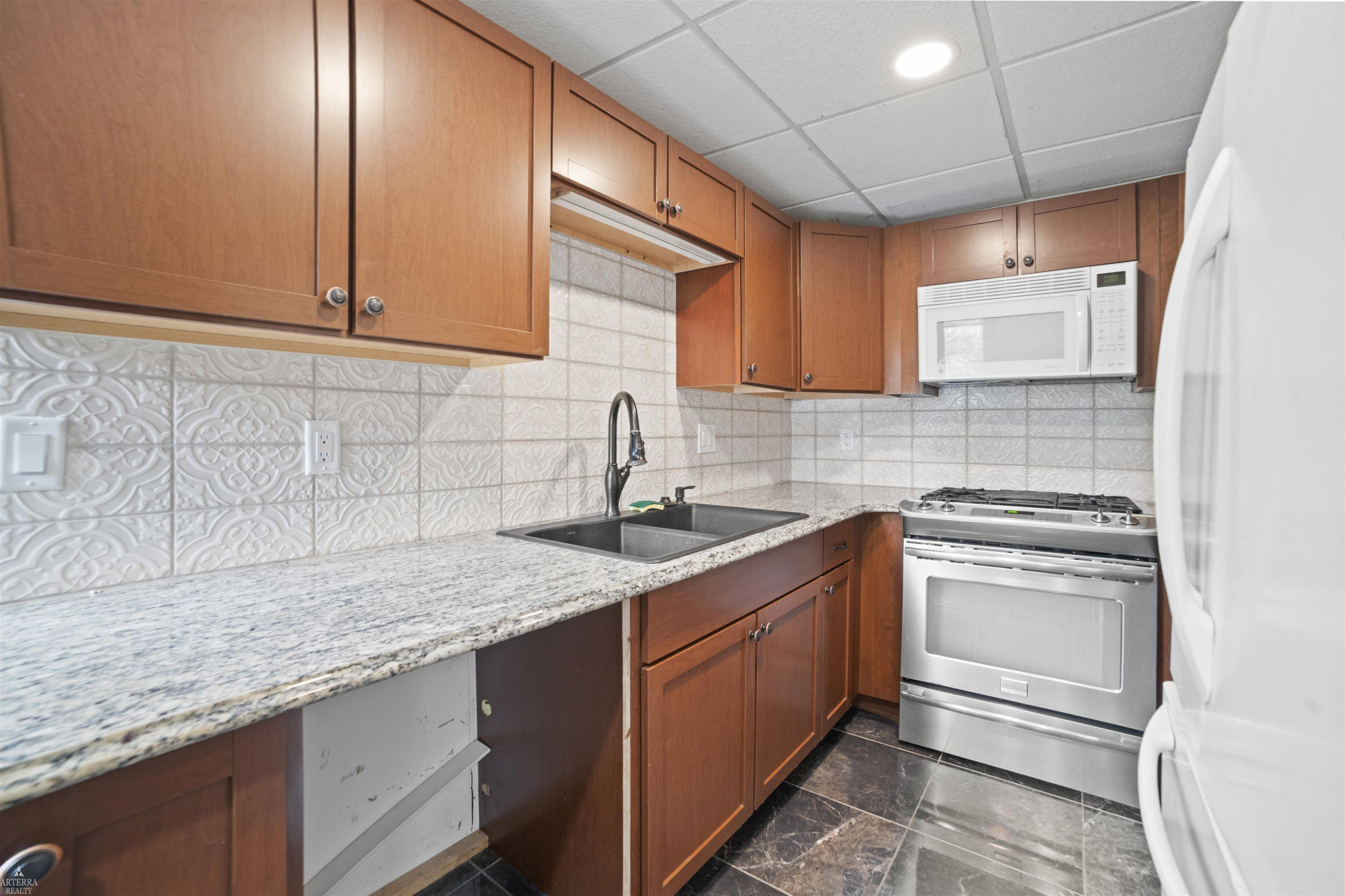 997 N Conklin Road, Lake Orion, MI 48362 — Photo 38