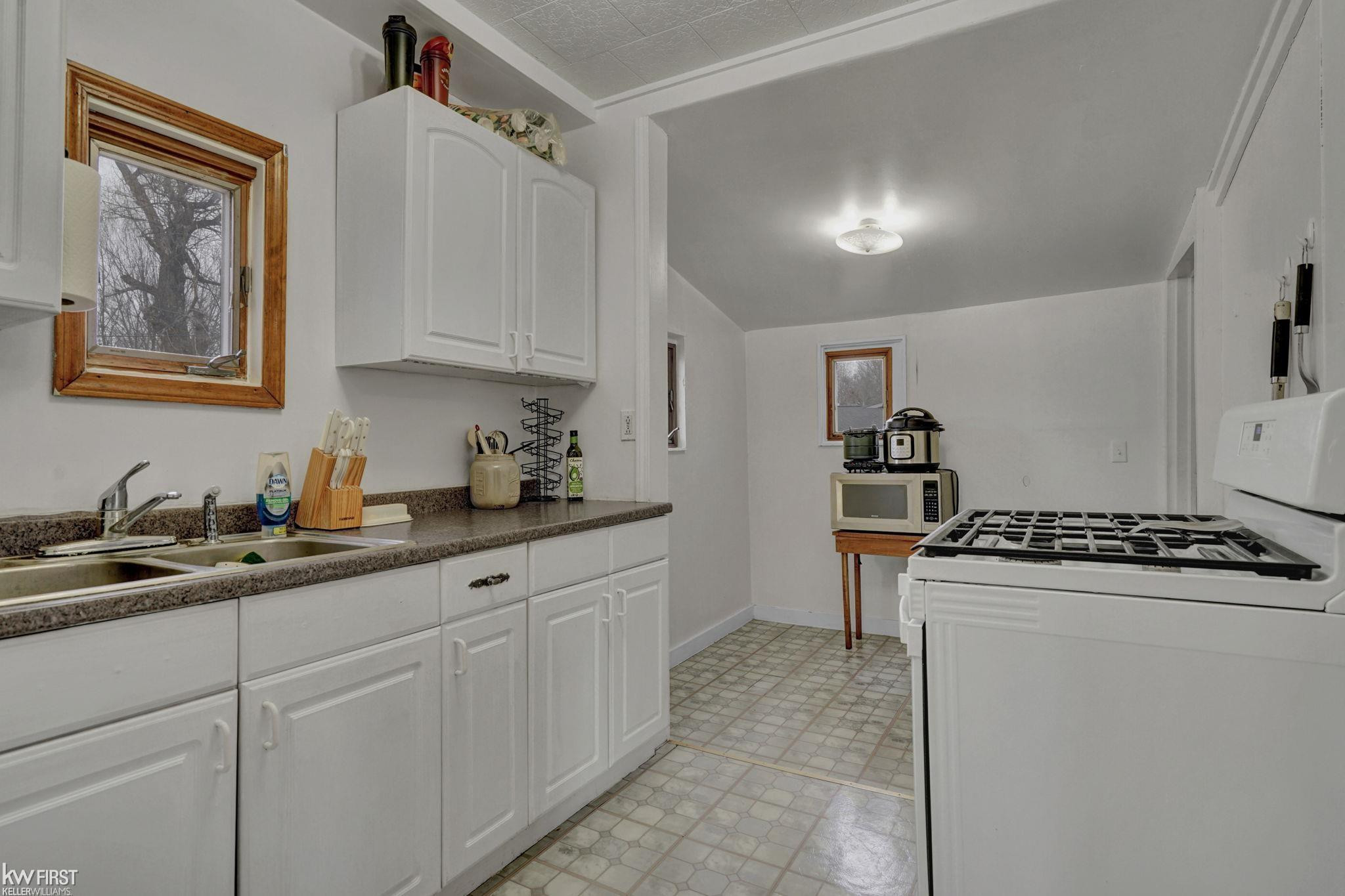 4173 Pleasant Drive, Attica, MI 48412 — Photo 2