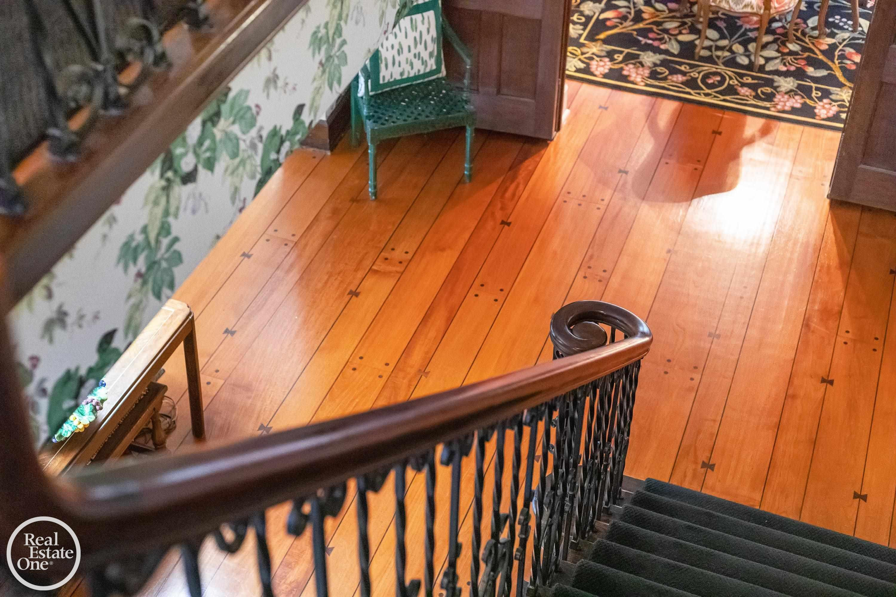 467 University Place, Grosse Pointe, MI 48230 — Photo 9