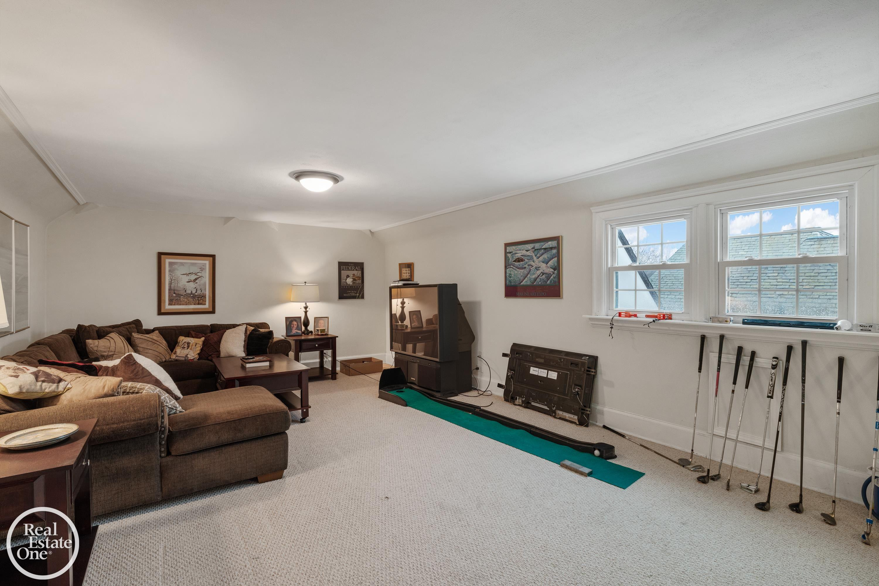 467 University Place, Grosse Pointe, MI 48230 — Photo 45