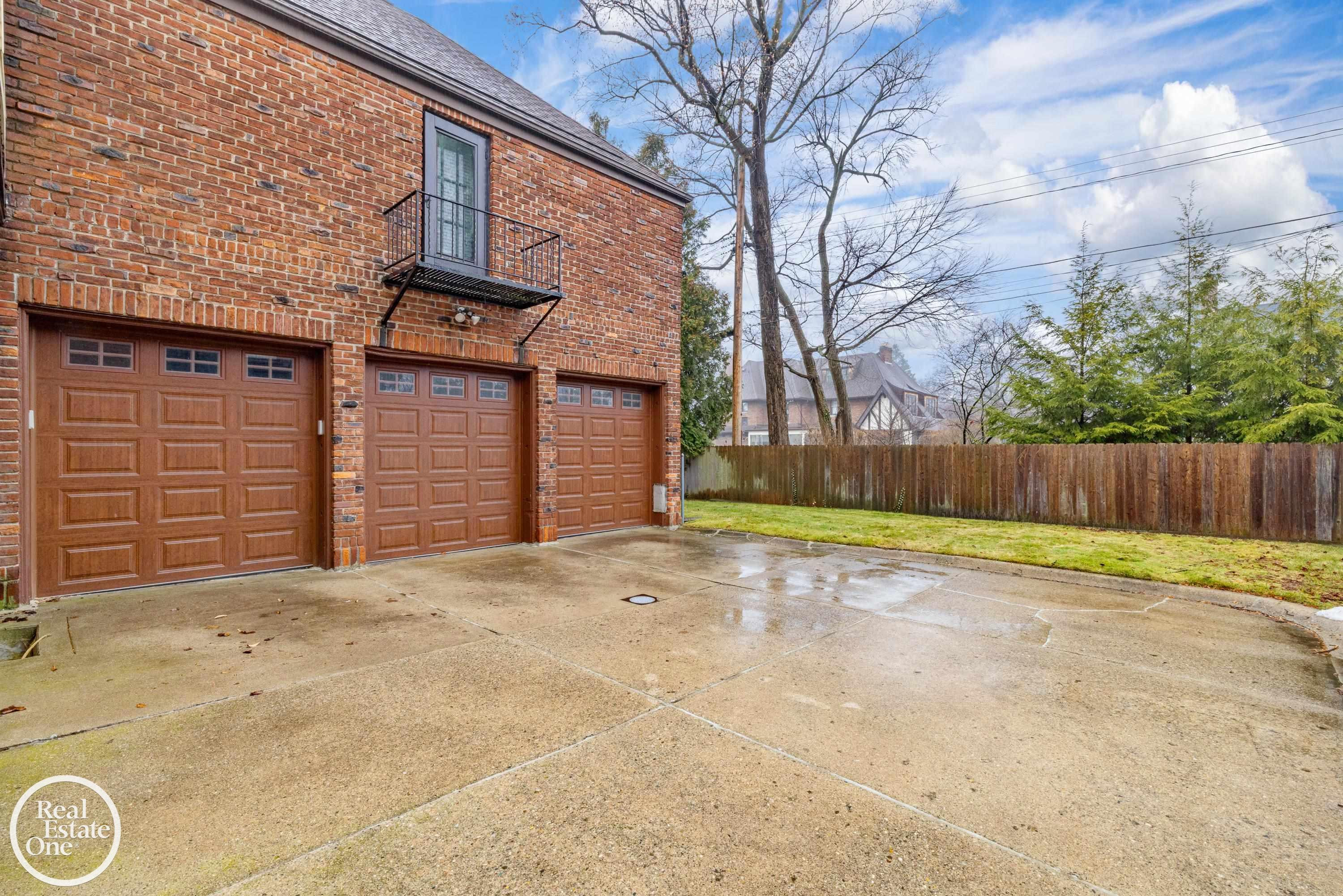 467 University Place, Grosse Pointe, MI 48230 — Photo 53