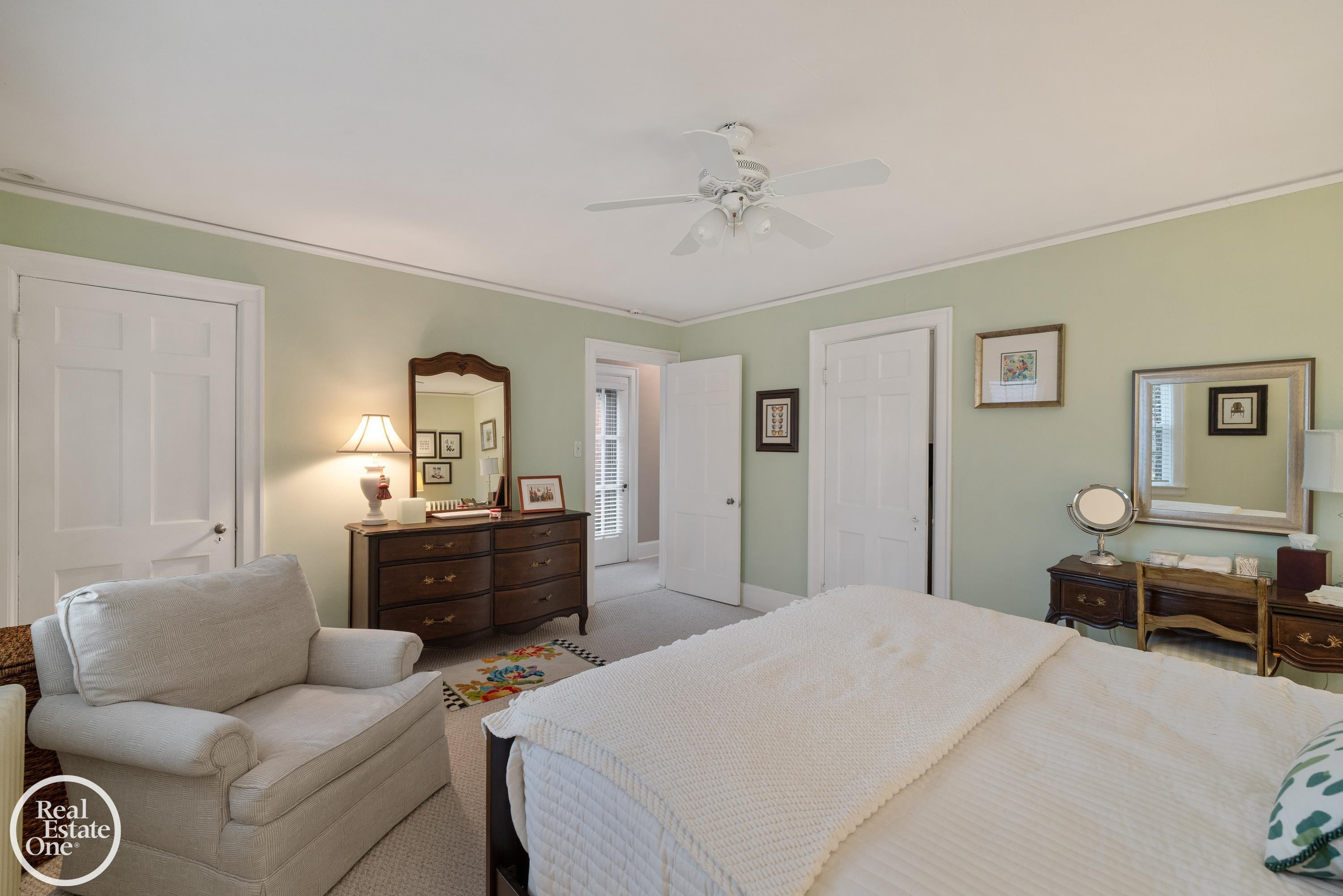 467 University Place, Grosse Pointe, MI 48230 — Photo 65