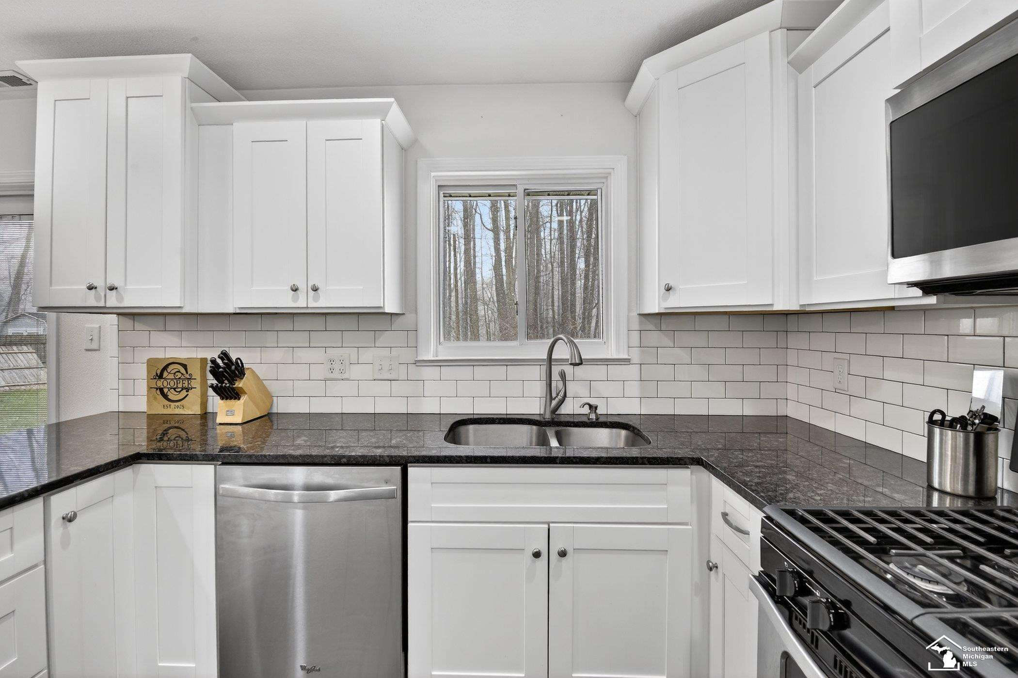 3739 Ridgedale Lane, Lambertville, MI 48144 — Photo 13