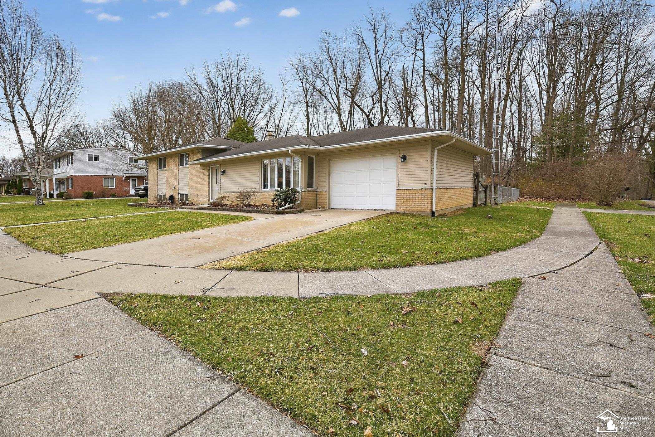 3739 Ridgedale Lane, Lambertville, MI 48144 — Photo 39