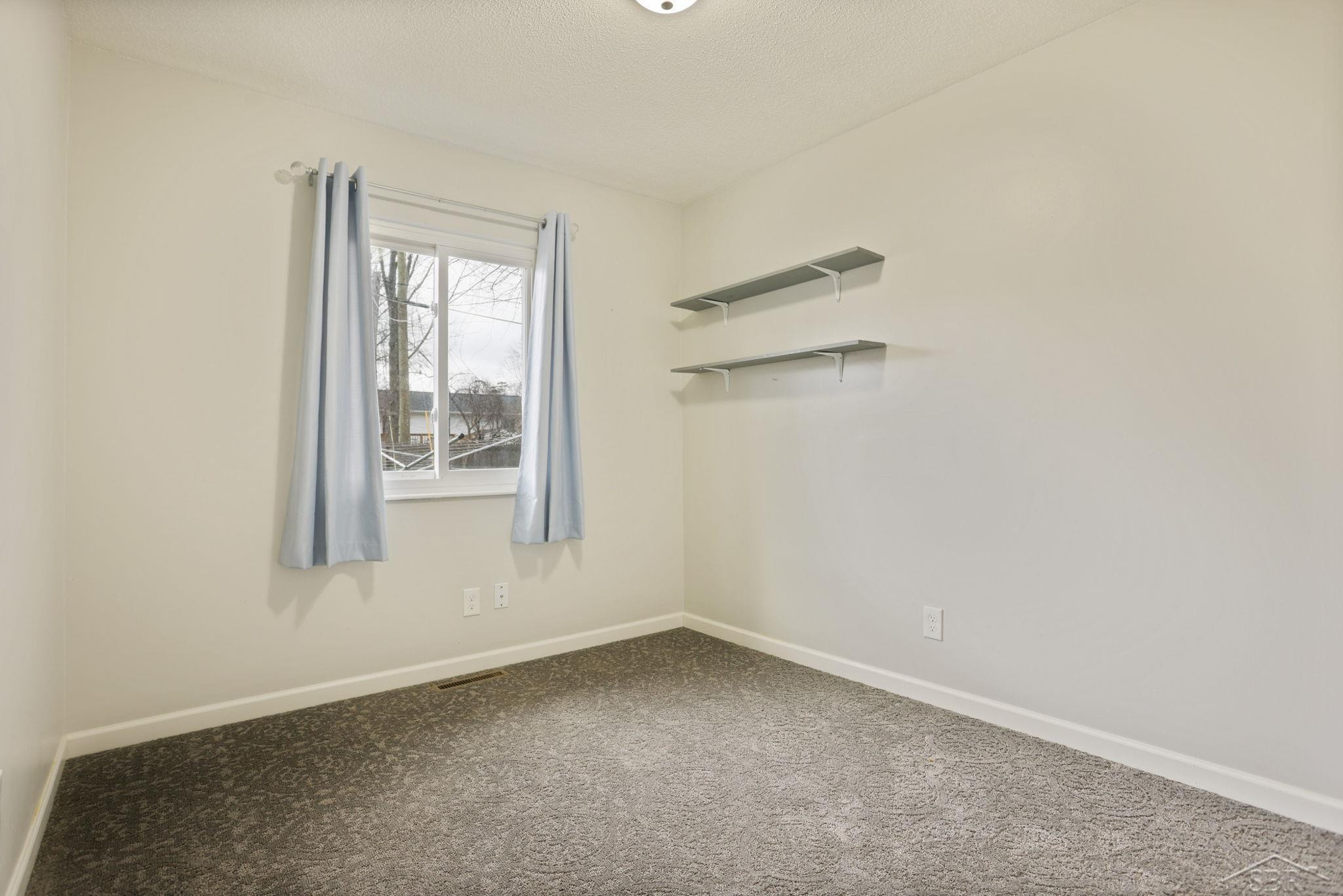 4518 Hancock Drive, Midland, MI 48462 — Photo 10
