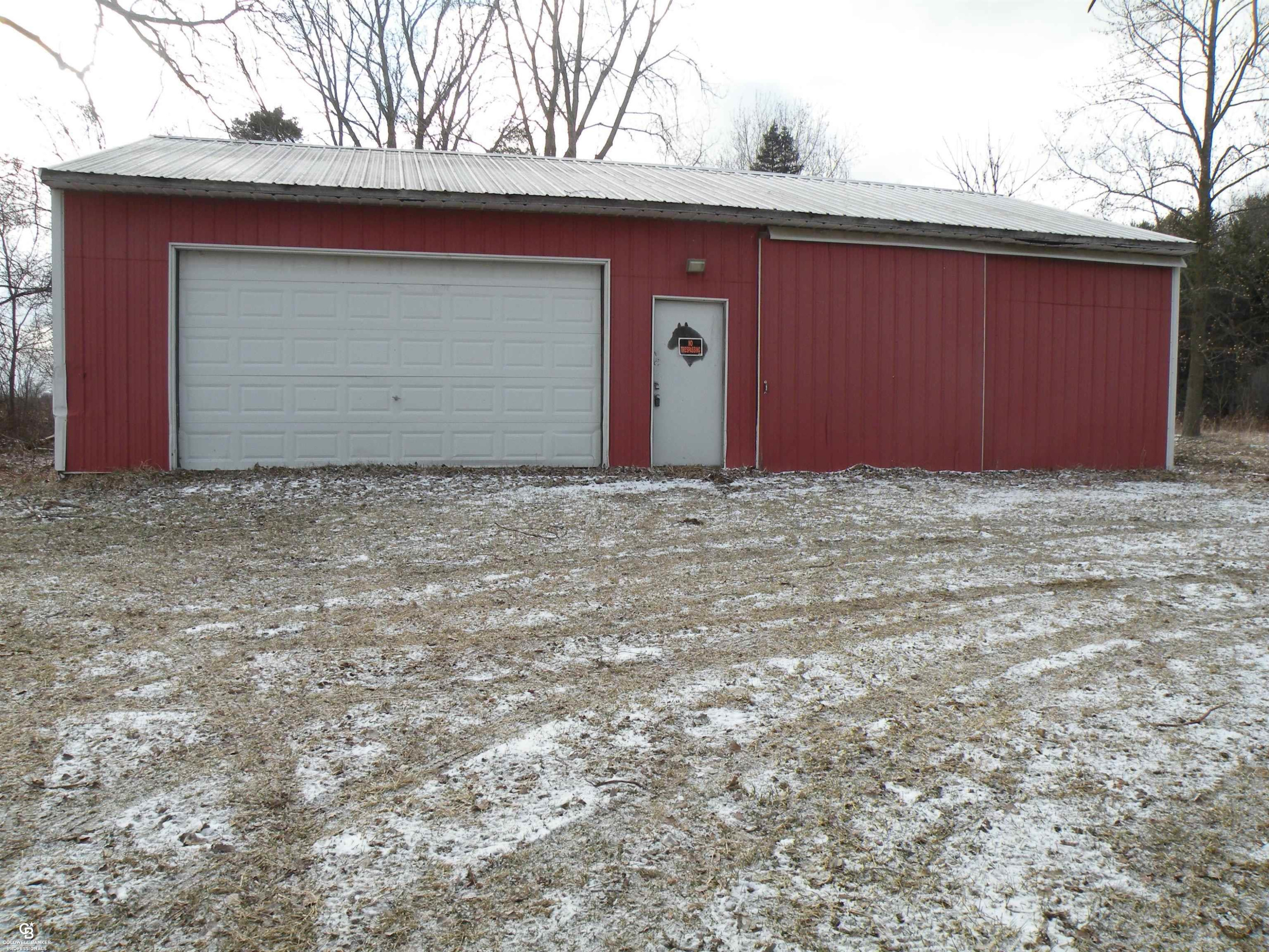 7627 Emmett Road, Yale, MI 48097