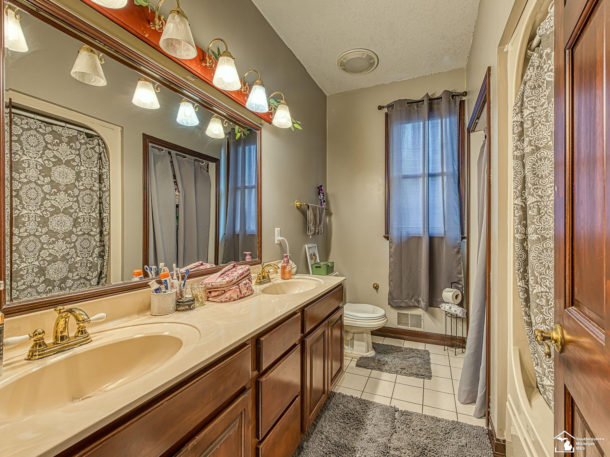 7611 Michelle Street, Monroe, MI 48162 — Photo 29