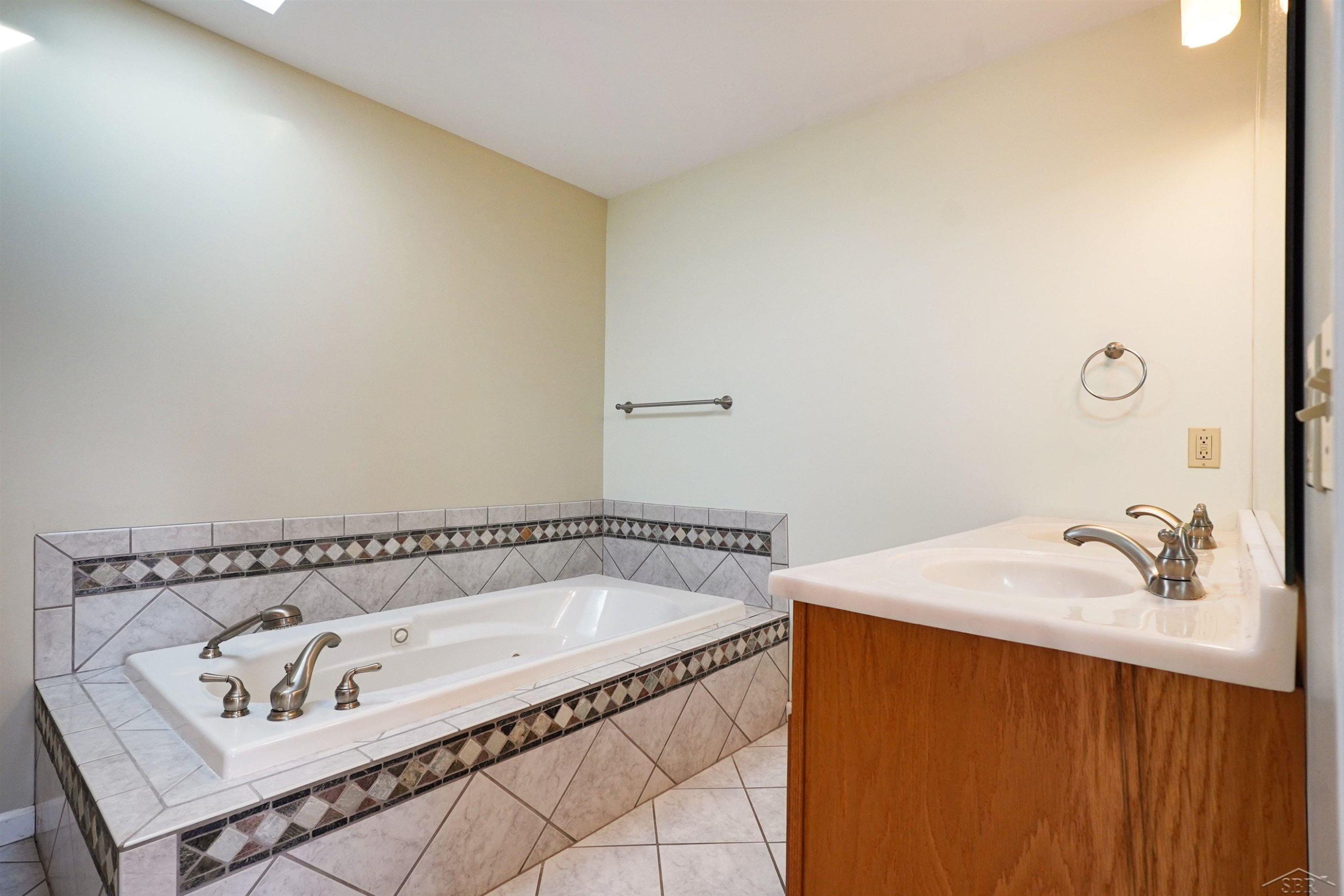 1401 Fromm Drive, Saginaw, MI 48638 — Photo 16