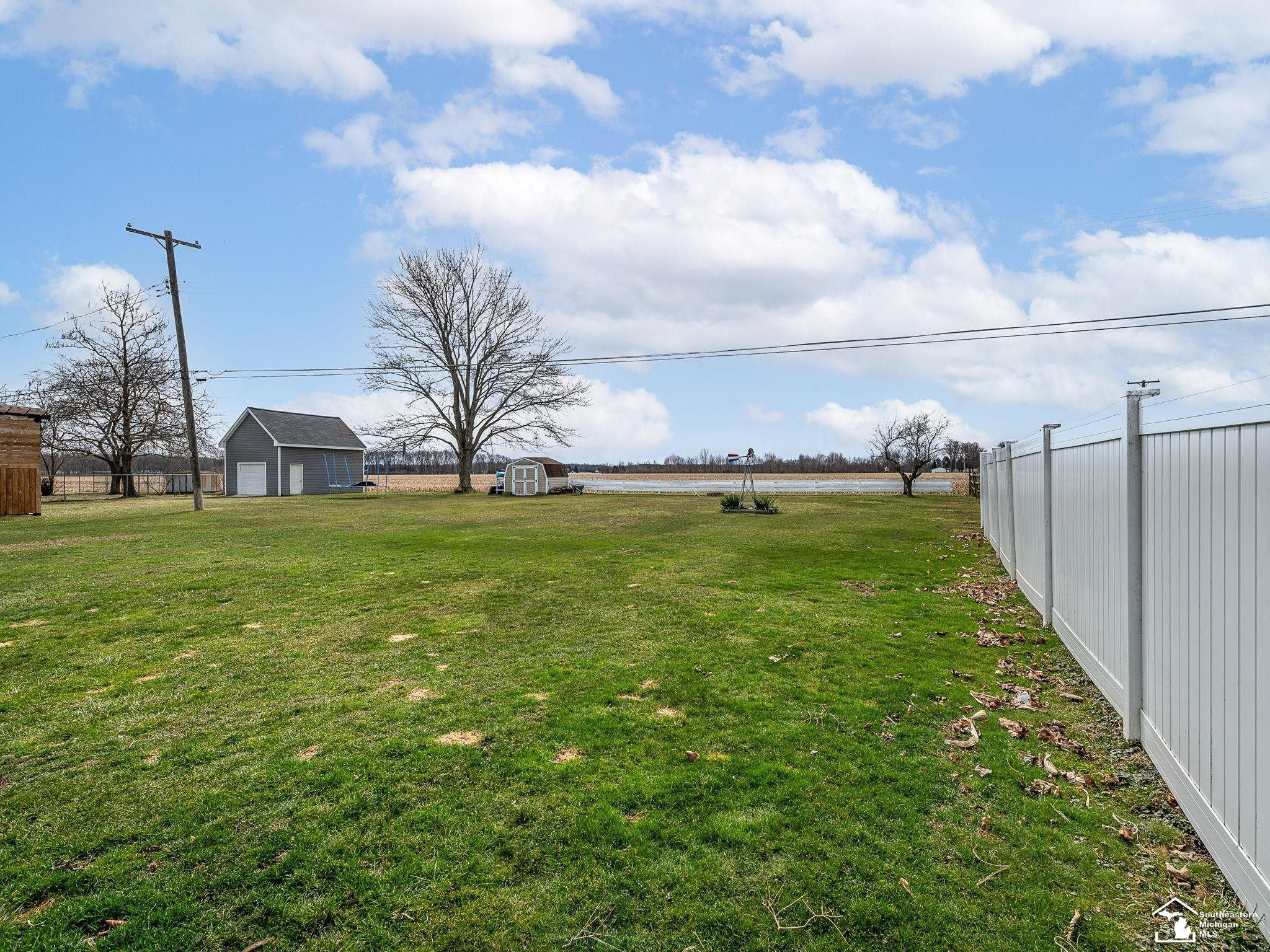 365 Sidney Street, Dundee, MI 48131 — Photo 34