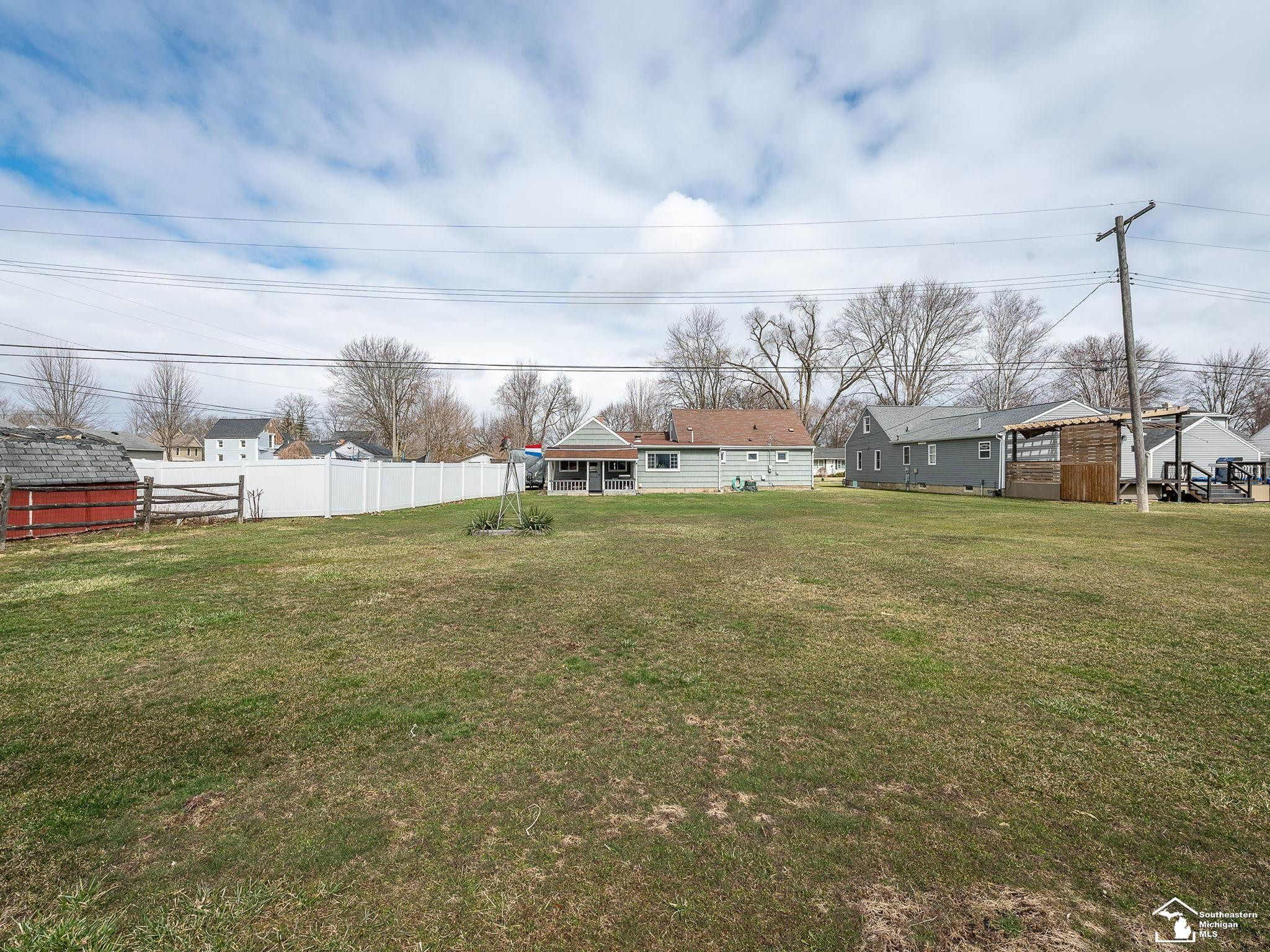 365 Sidney Street, Dundee, MI 48131 — Photo 35
