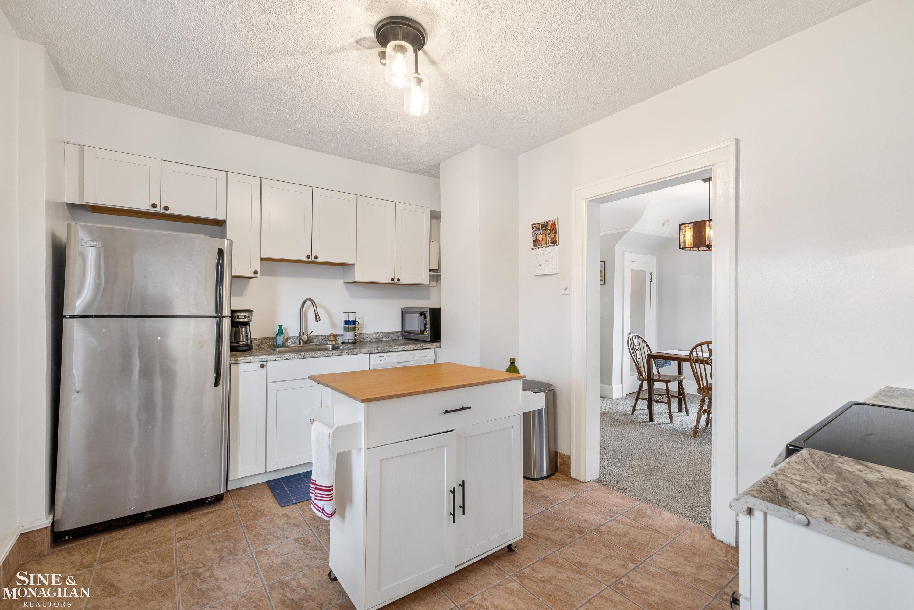 21910 Elizabeth Street, Saint Clair Shores, MI 48080 — Photo 12