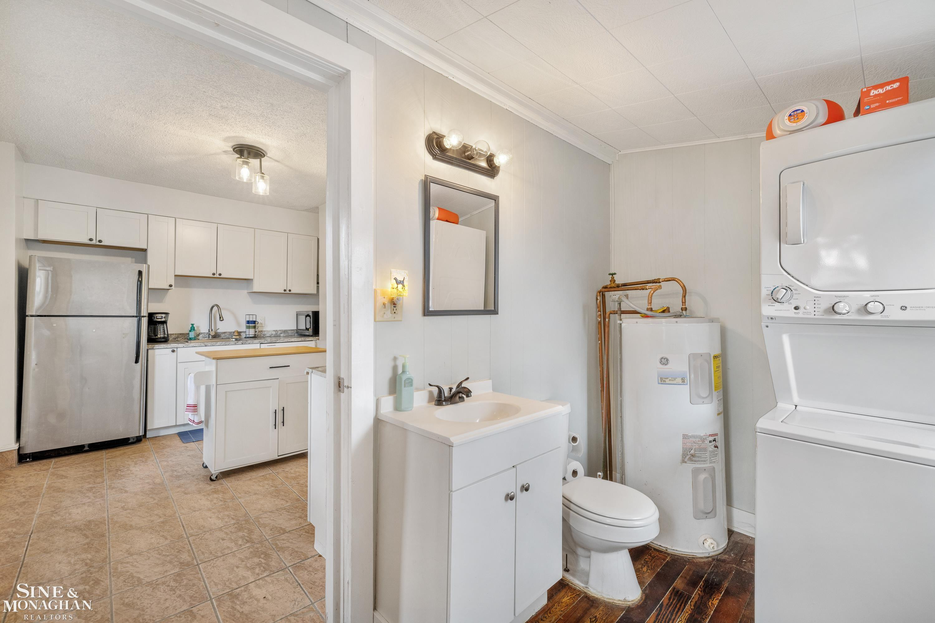 21910 Elizabeth Street, Saint Clair Shores, MI 48080 — Photo 15
