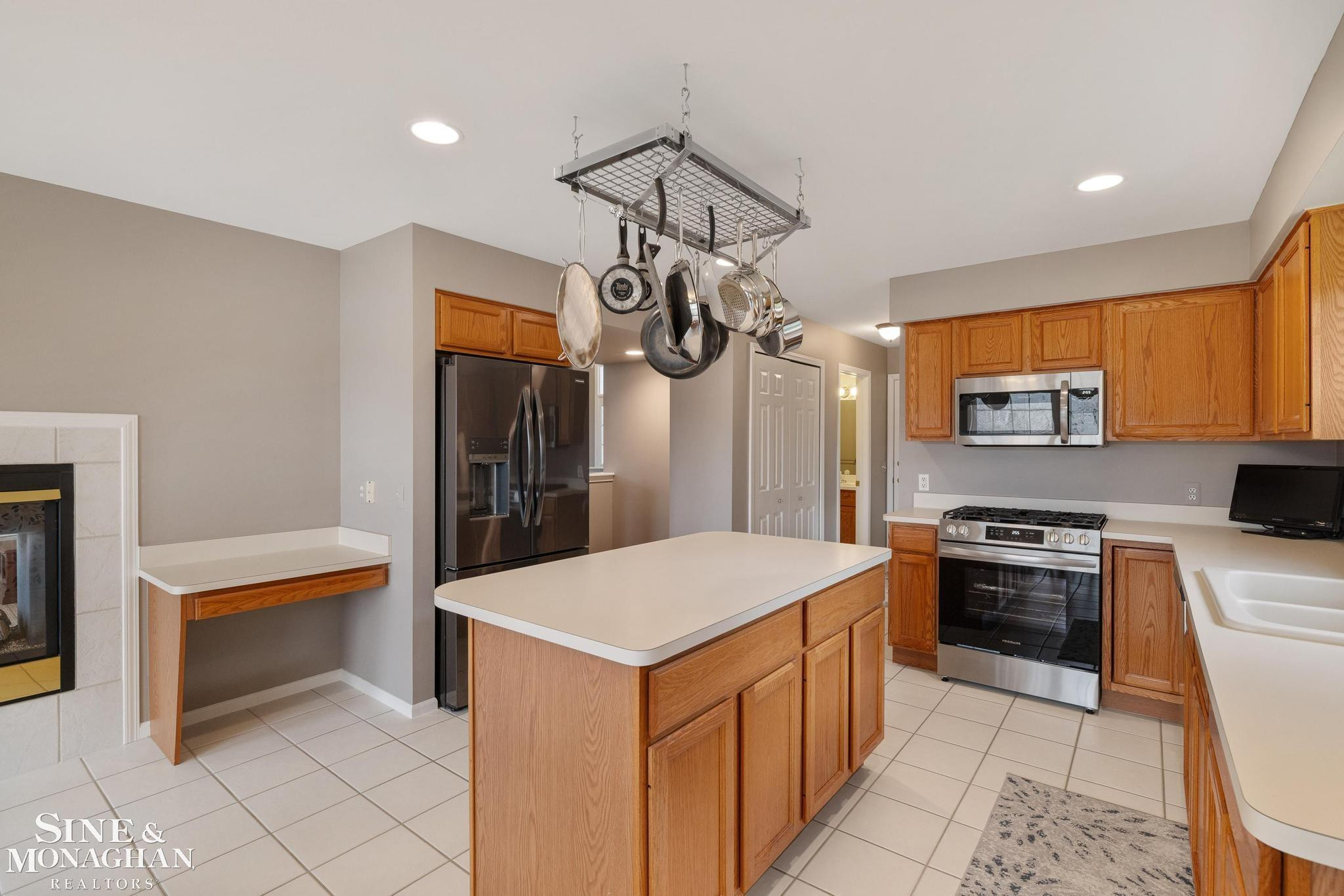 4284 Scott B Drive, MI 48079 — Photo 19