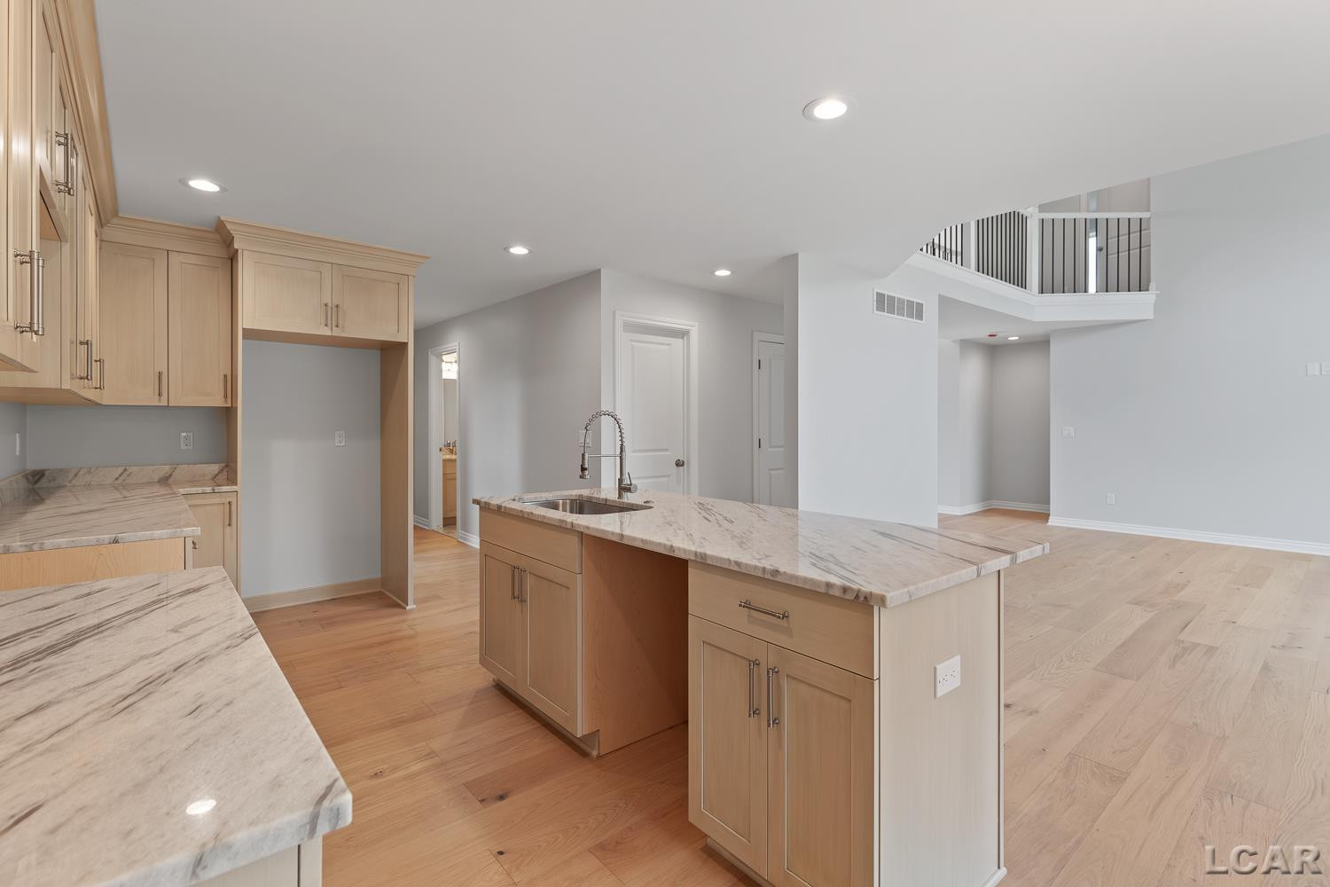 114 Bloomfield Boulevard, Brooklyn, MI 49230 — Photo 12