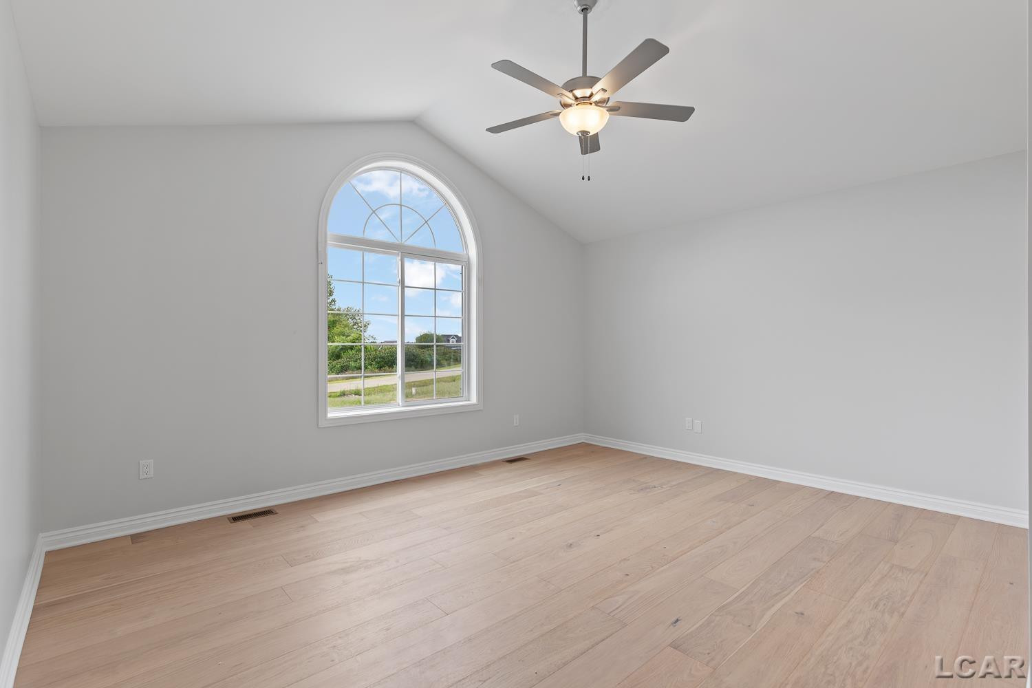 114 Bloomfield Boulevard, Brooklyn, MI 49230 — Photo 17