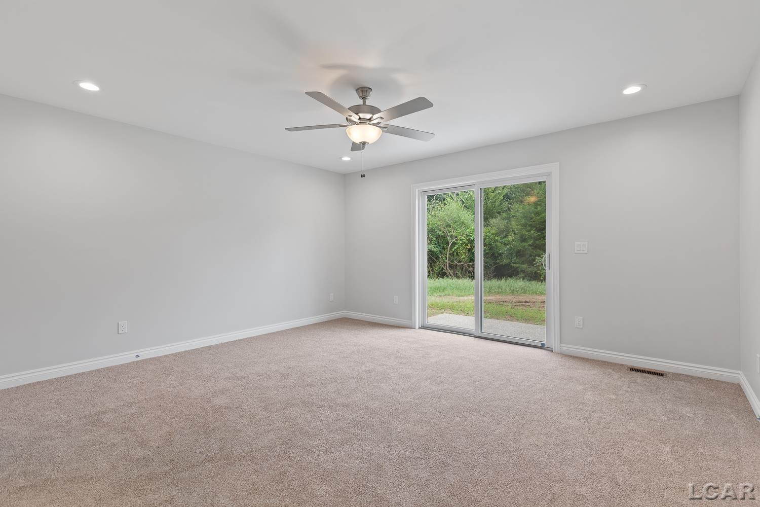 114 Bloomfield Boulevard, Brooklyn, MI 49230 — Photo 20