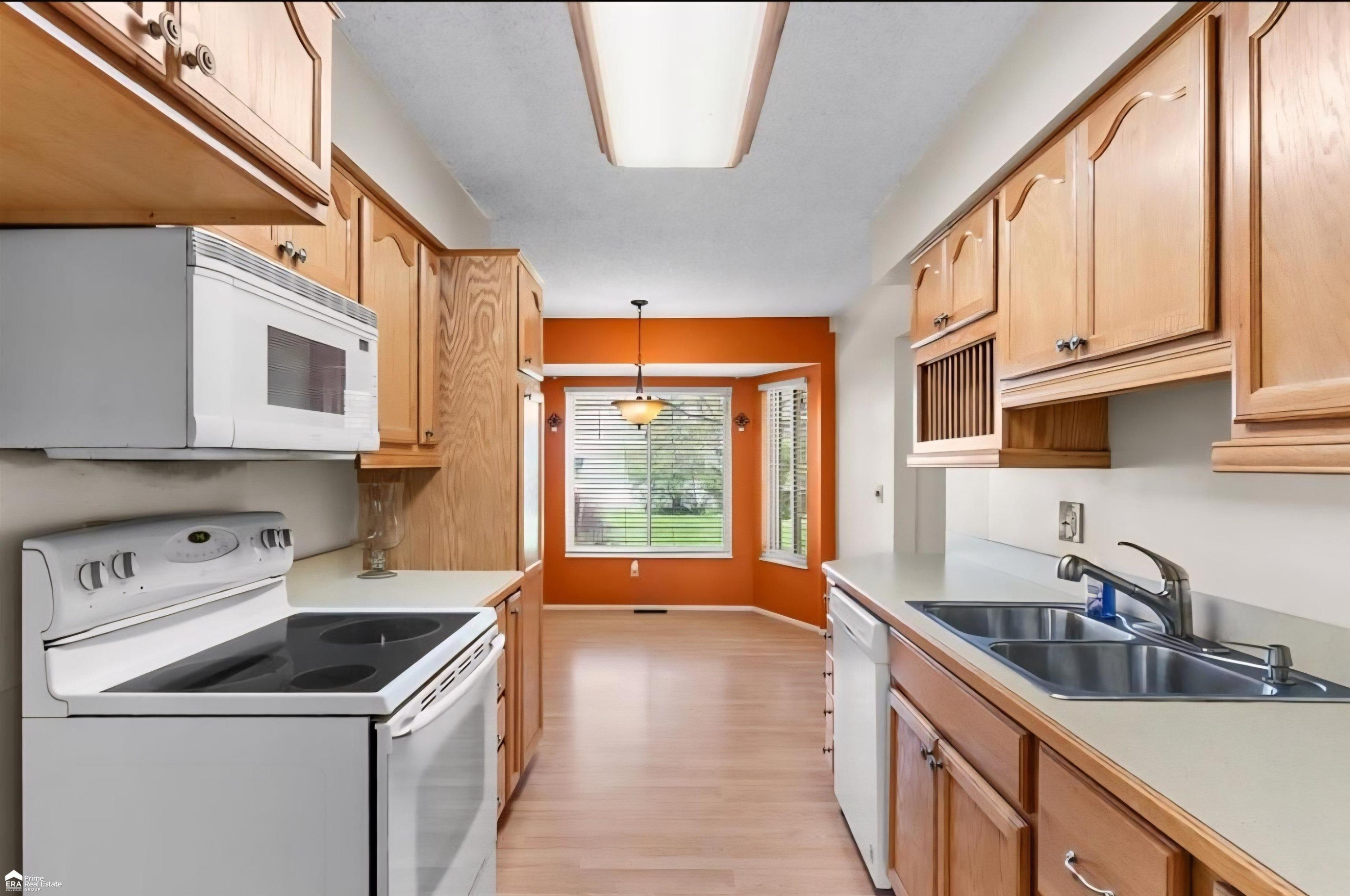 620 Carpenter Road, Flushing, MI 48433 — Photo 2