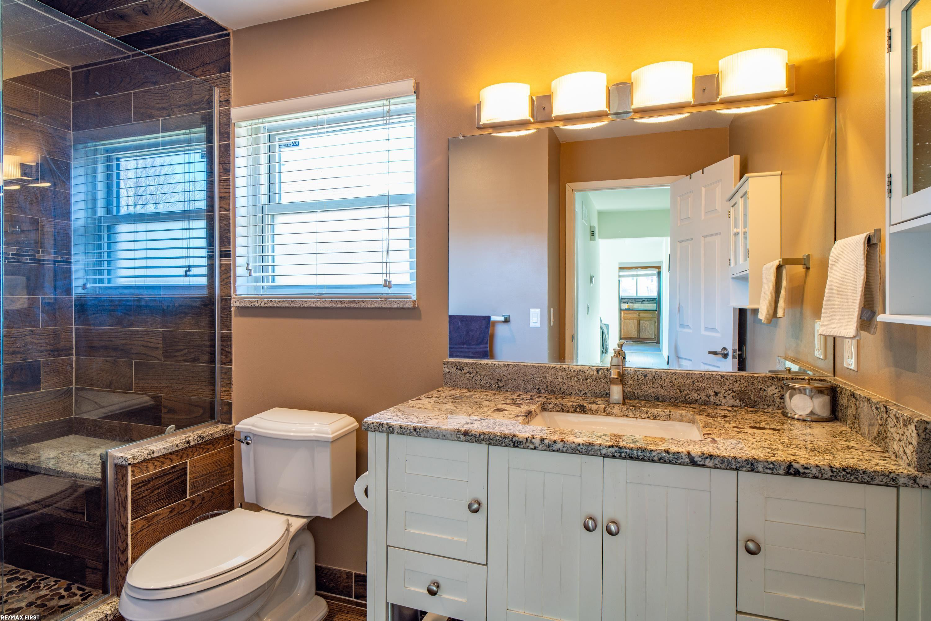46788 Peach Grove Avenue, Macomb, MI 48044 — Photo 22