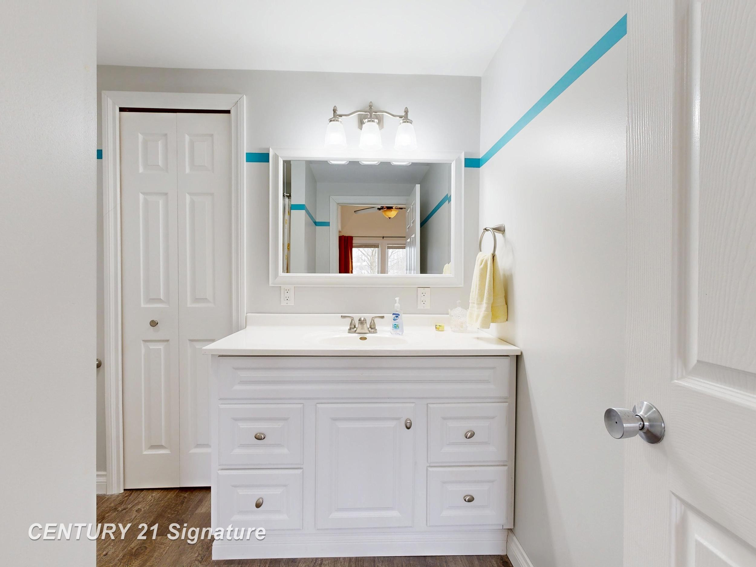 9085 Coldwater Road, Flushing, MI 48433 — Photo 13