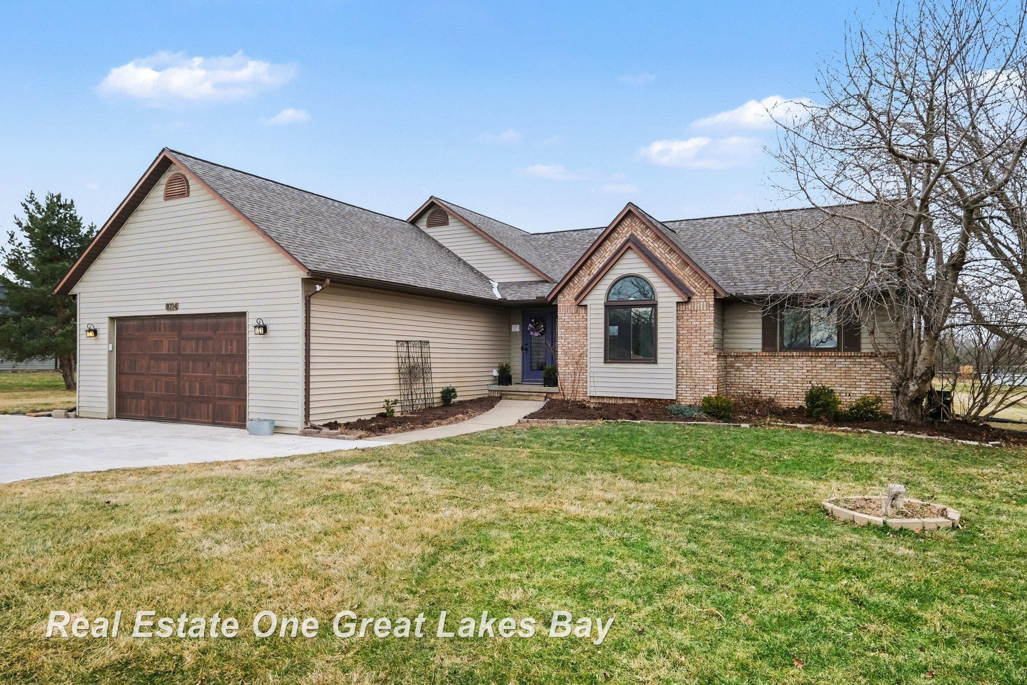 2024 Montague Road, Davison, MI 48423 — Photo 2