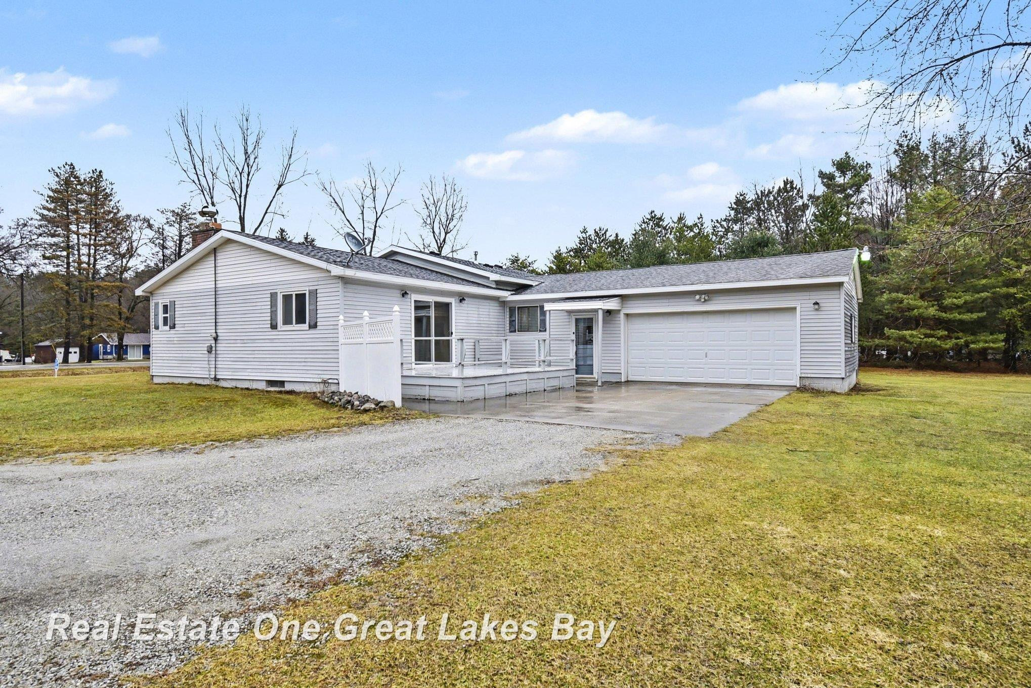 2750 E Deckerville Road, Caro, MI 48723 — Photo 3