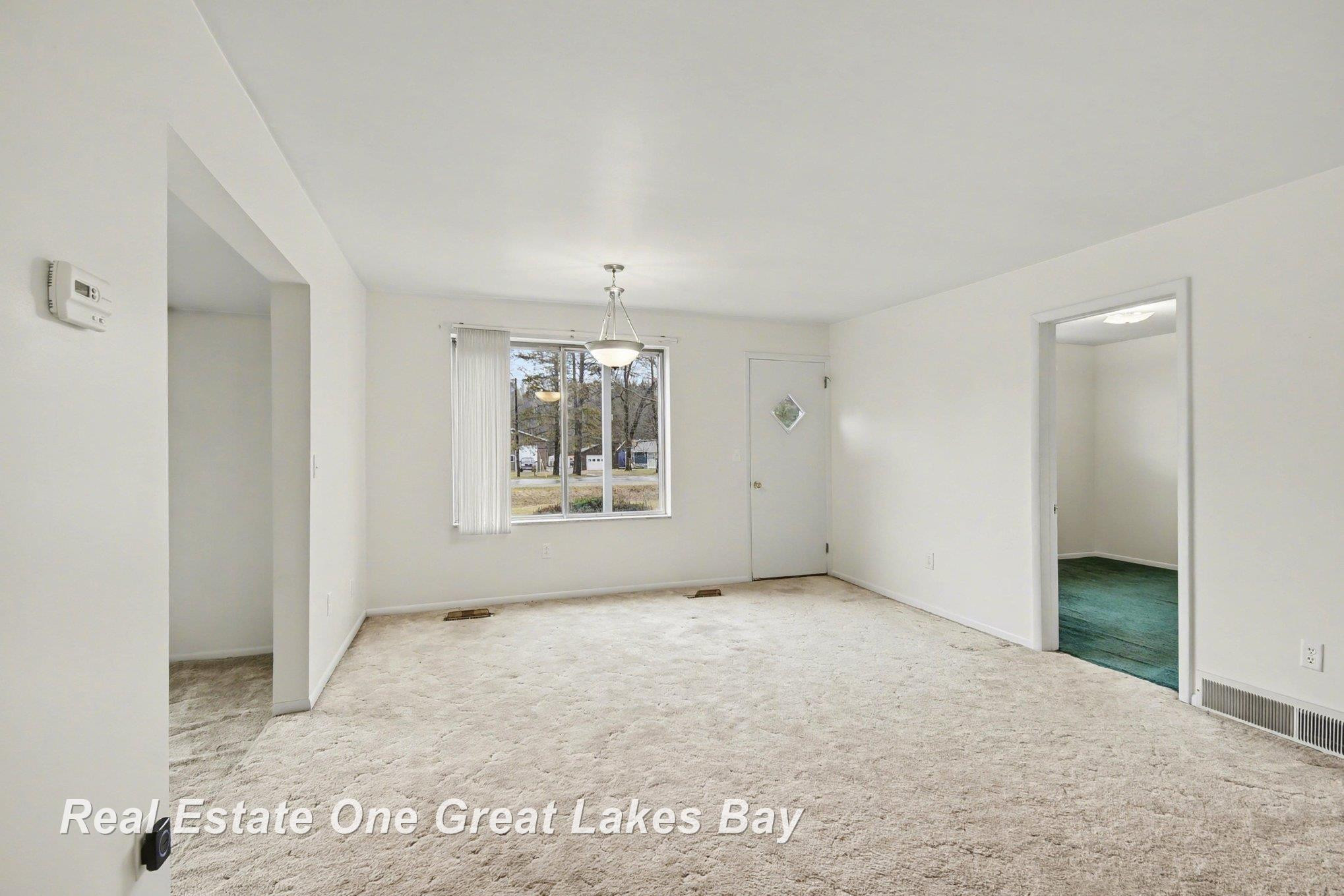 2750 E Deckerville Road, Caro, MI 48723 — Photo 4