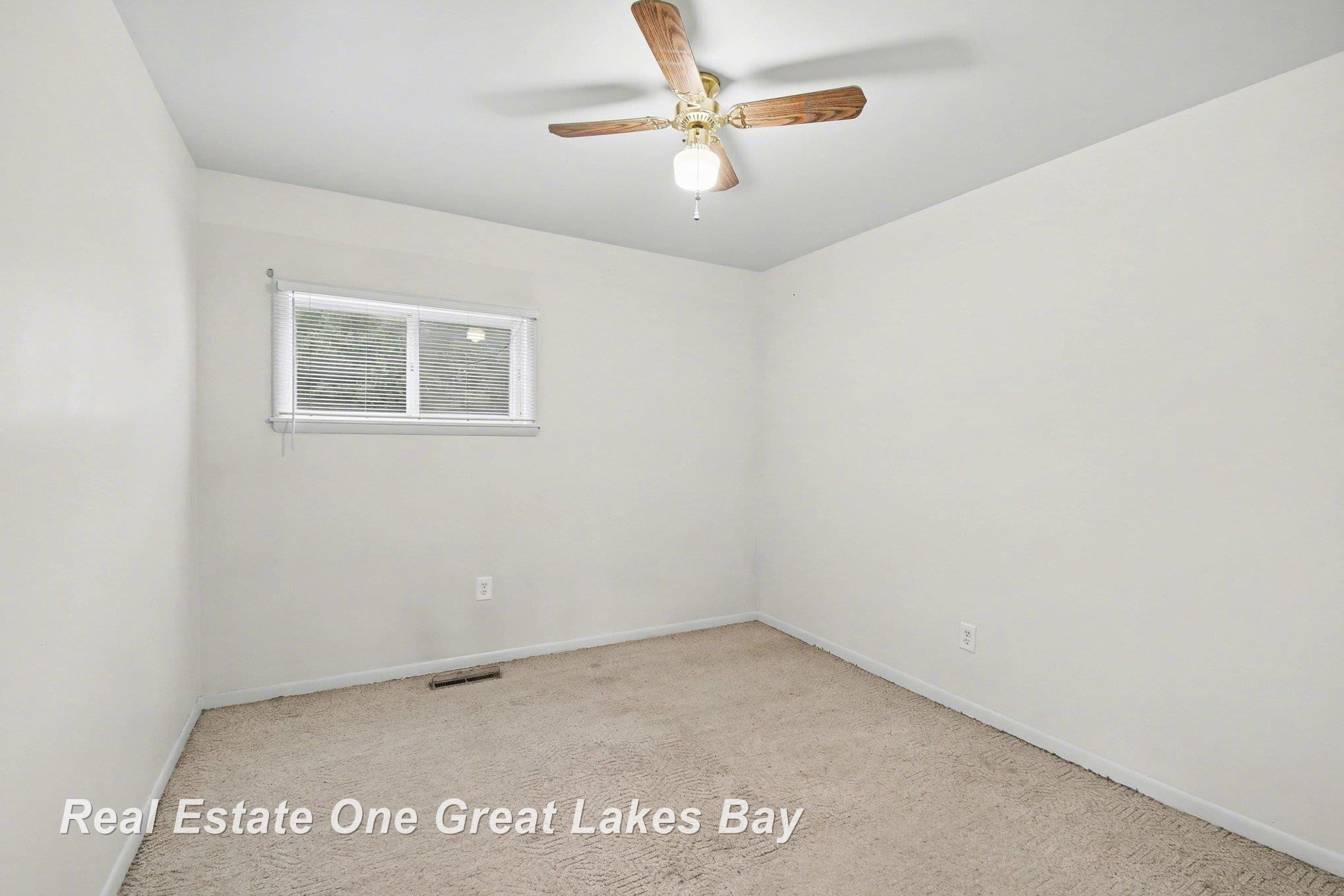 2750 E Deckerville Road, Caro, MI 48723 — Photo 18