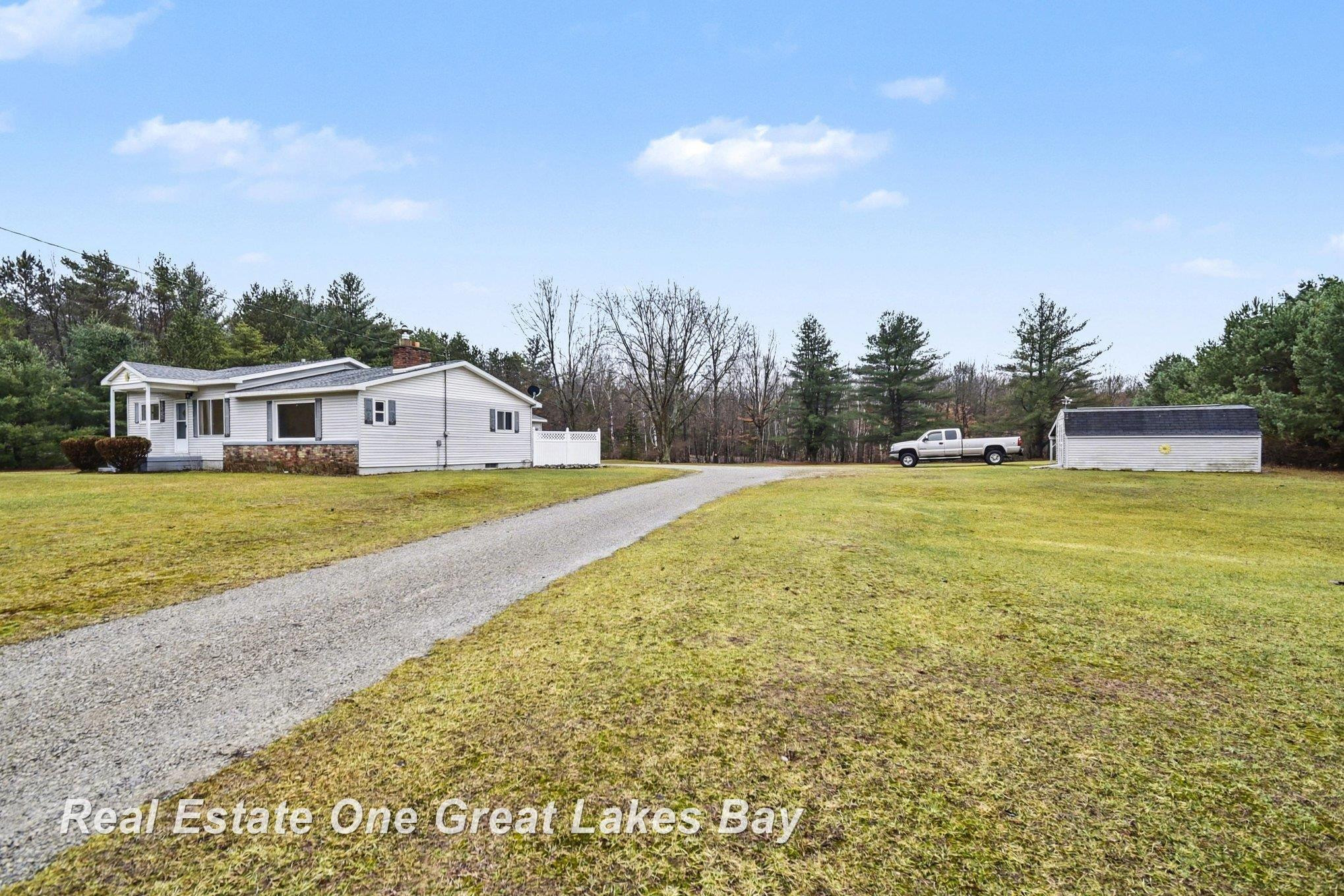 2750 E Deckerville Road, Caro, MI 48723 — Photo 24
