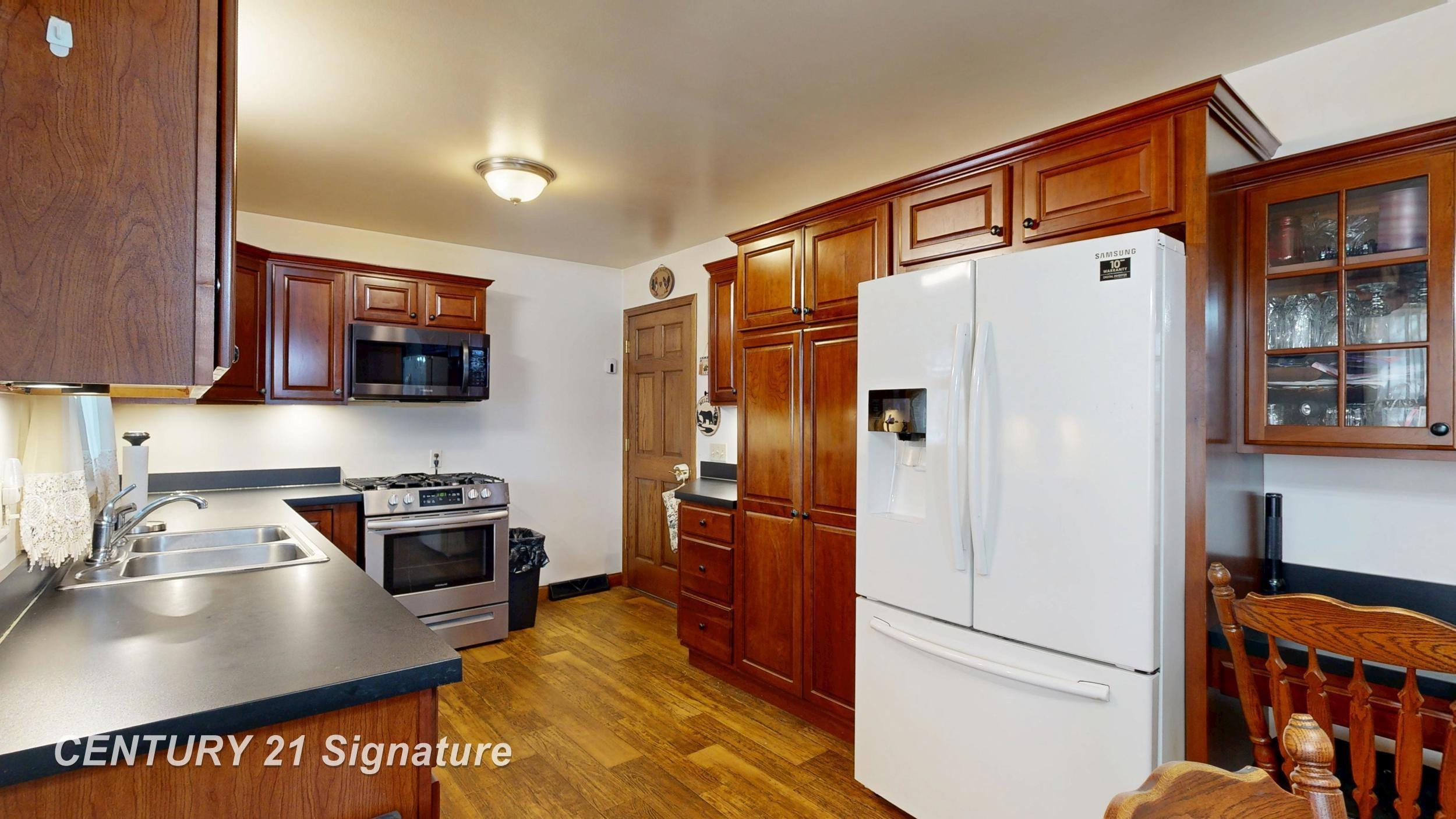2864 Briarwood Drive, Saginaw, MI 48601 — Photo 12