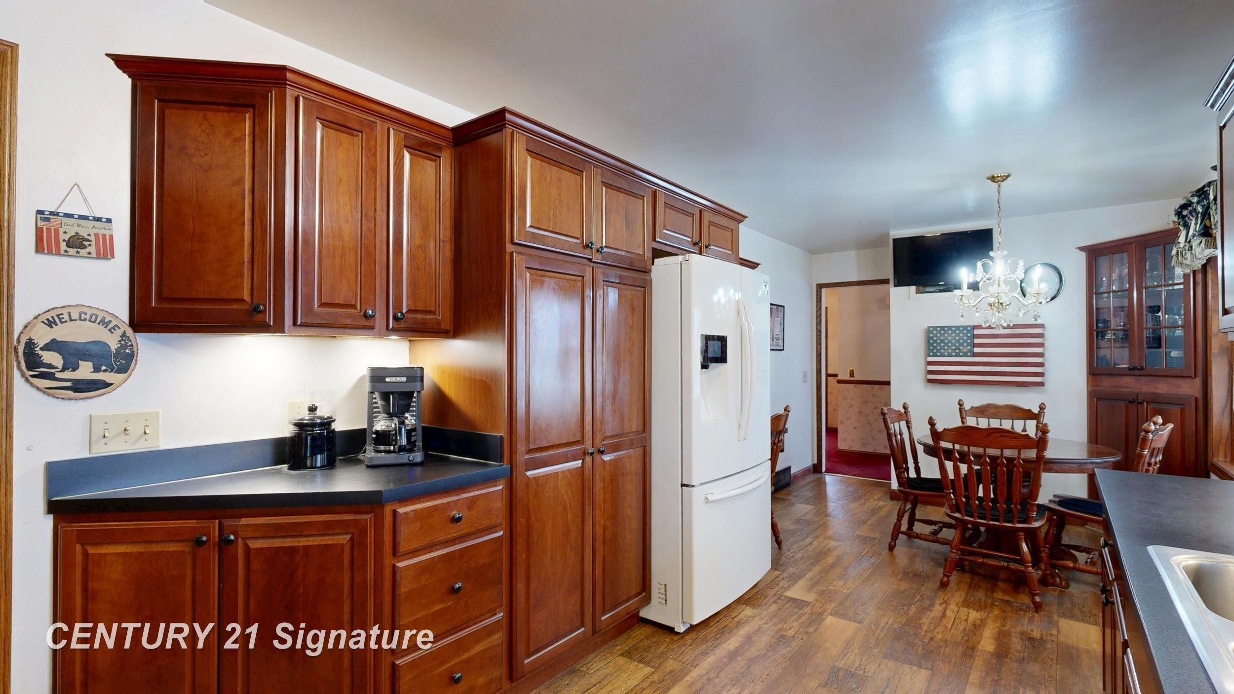 2864 Briarwood Drive, Saginaw, MI 48601 — Photo 14