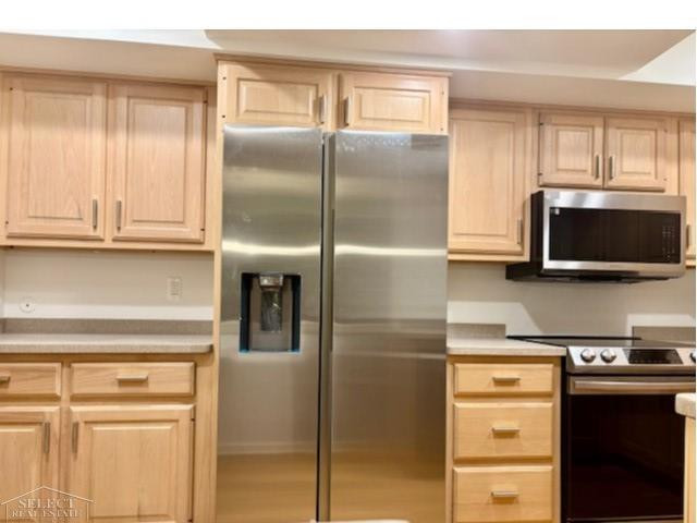 19710 W 13 Mile Road, 111, Beverly Hills, MI 48025 — Photo 8