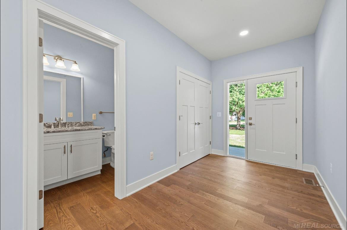 3200 Weidemann Drive, Clarkston, MI 48348 — Photo 6