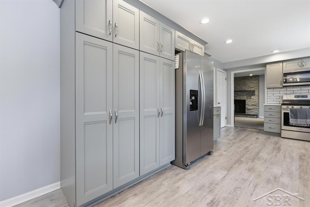2308 Longfellow Lane, Midland, MI 48640 — Photo 17