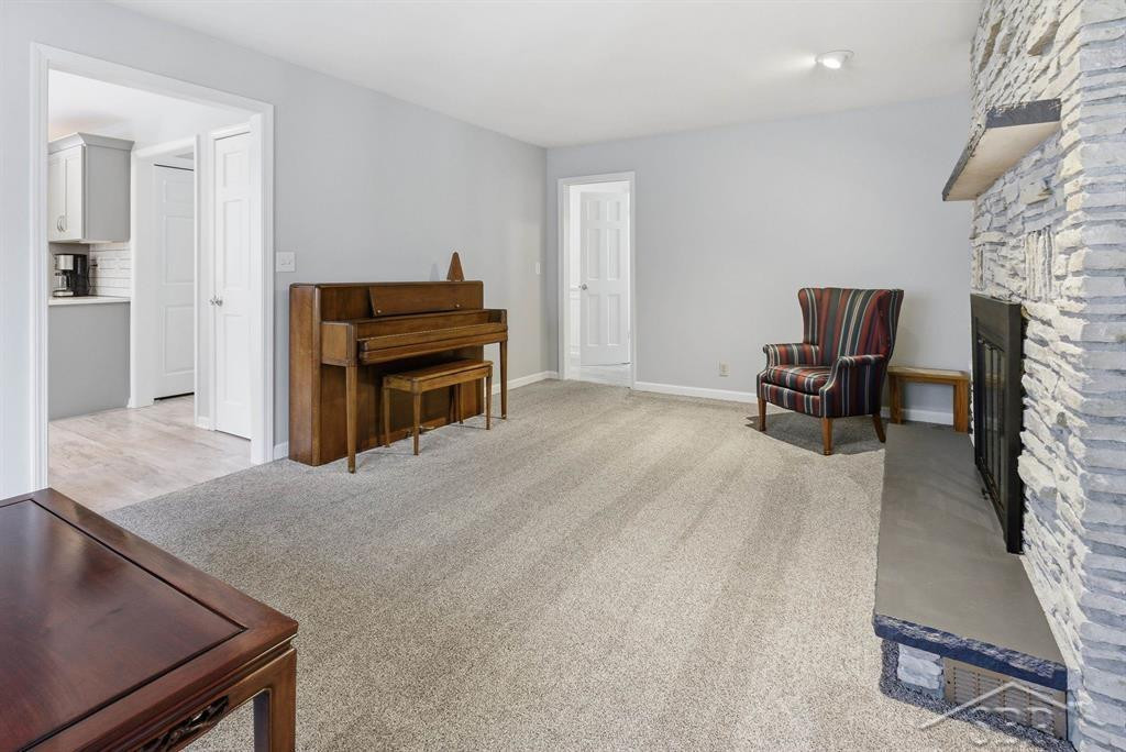 2308 Longfellow Lane, Midland, MI 48640 — Photo 23