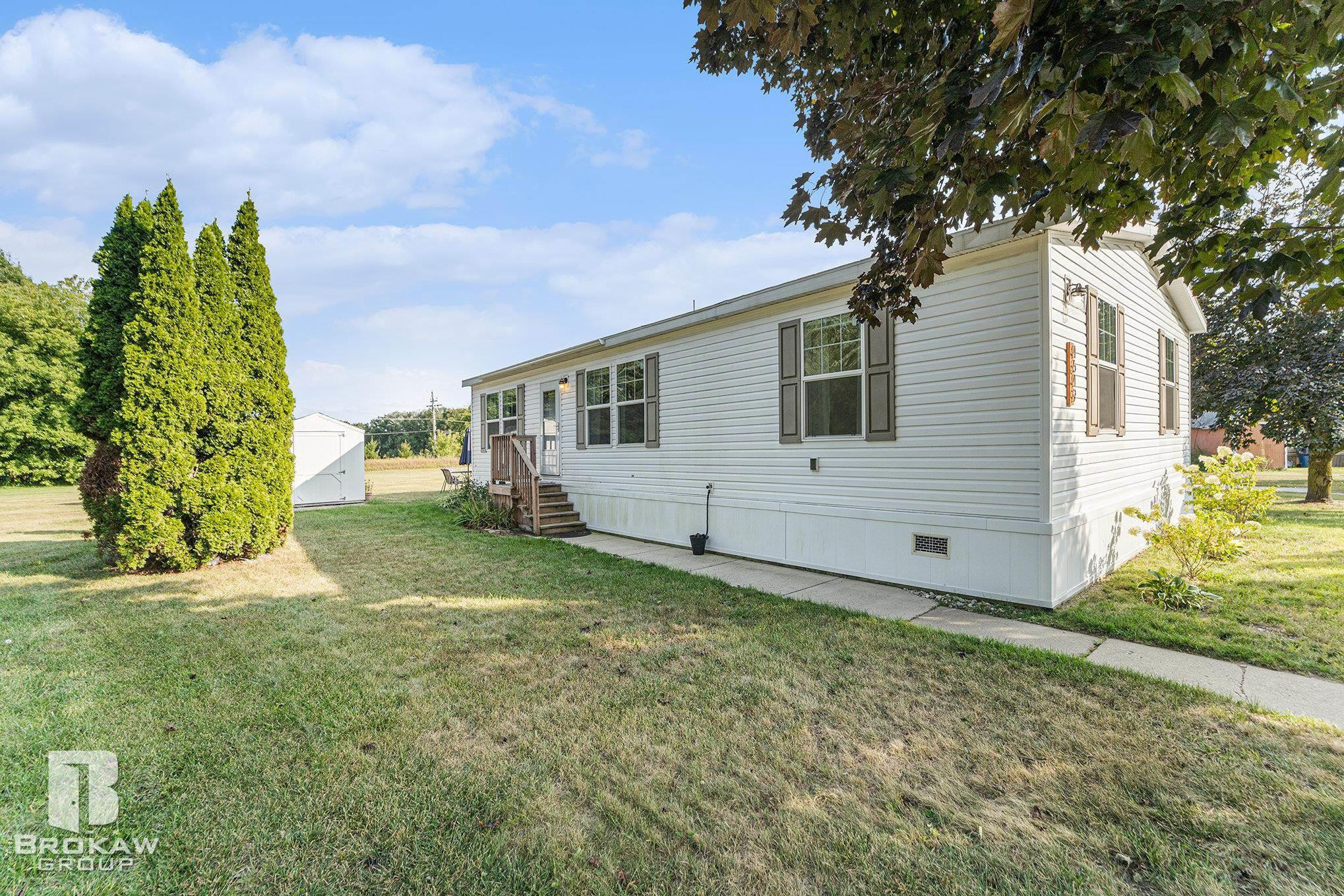 4649 Butternut Street, Clarkston, MI 48348 — Photo 3