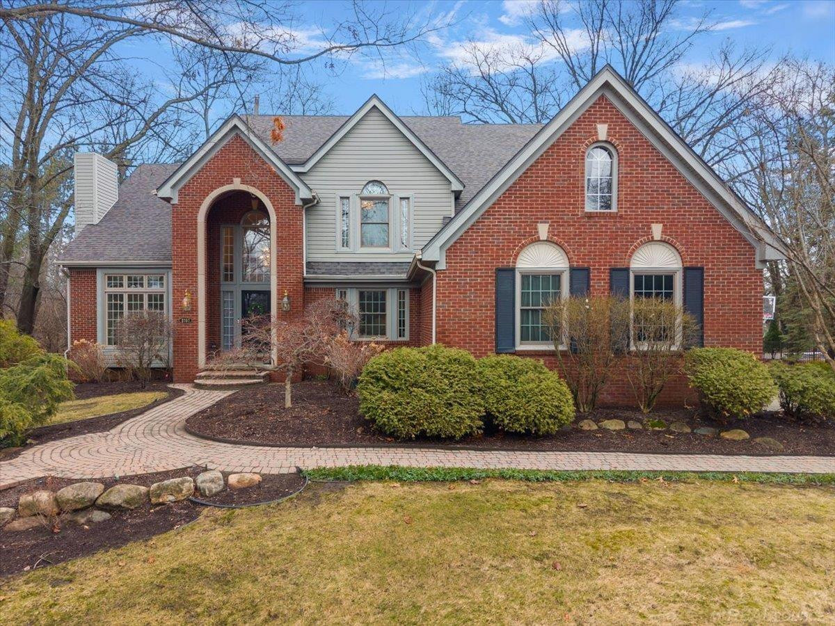 2757 W Bloomfield Oaks Drive, West Bloomfield, MI 48324 — Photo 2