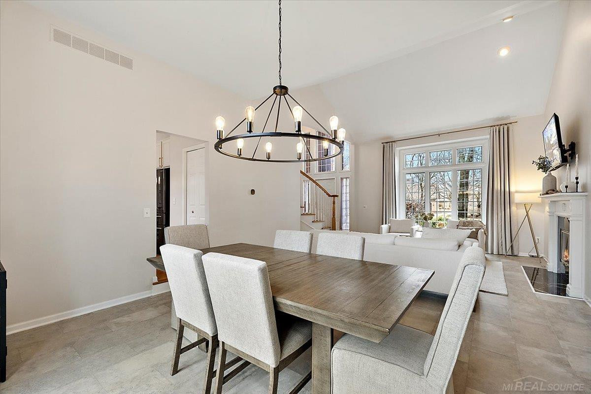 2757 W Bloomfield Oaks Drive, West Bloomfield, MI 48324 — Photo 20