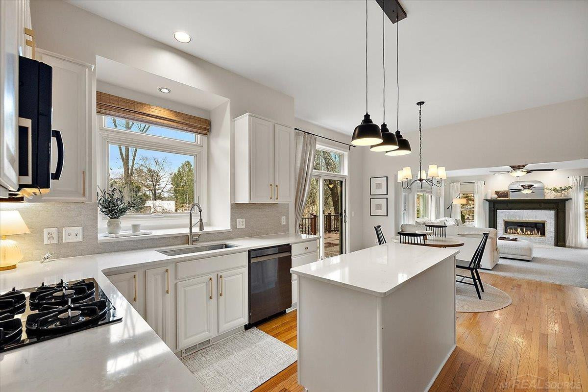 2757 W Bloomfield Oaks Drive, West Bloomfield, MI 48324 — Photo 21