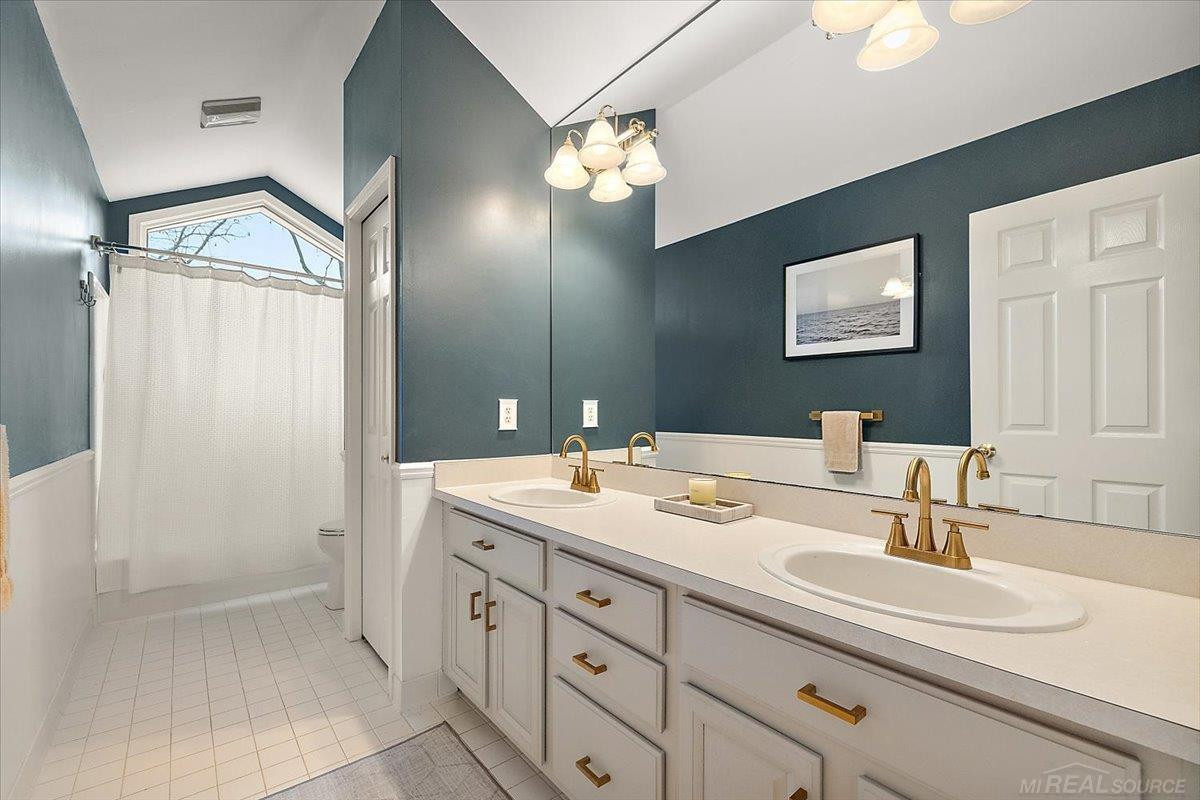 2757 W Bloomfield Oaks Drive, West Bloomfield, MI 48324 — Photo 58