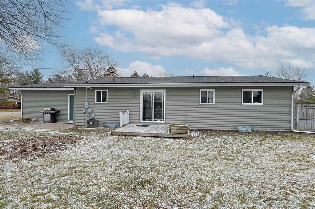 1841 Van Wagoner Drive, Saginaw, MI 48638 — Photo 27