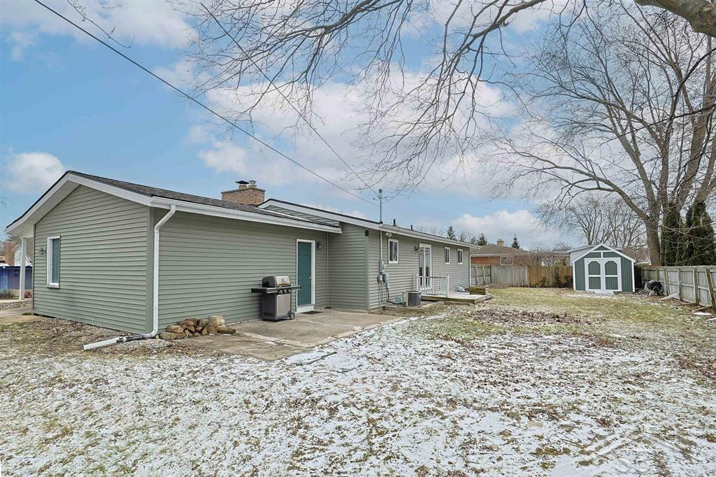 1841 Van Wagoner Drive, Saginaw, MI 48638 — Photo 28
