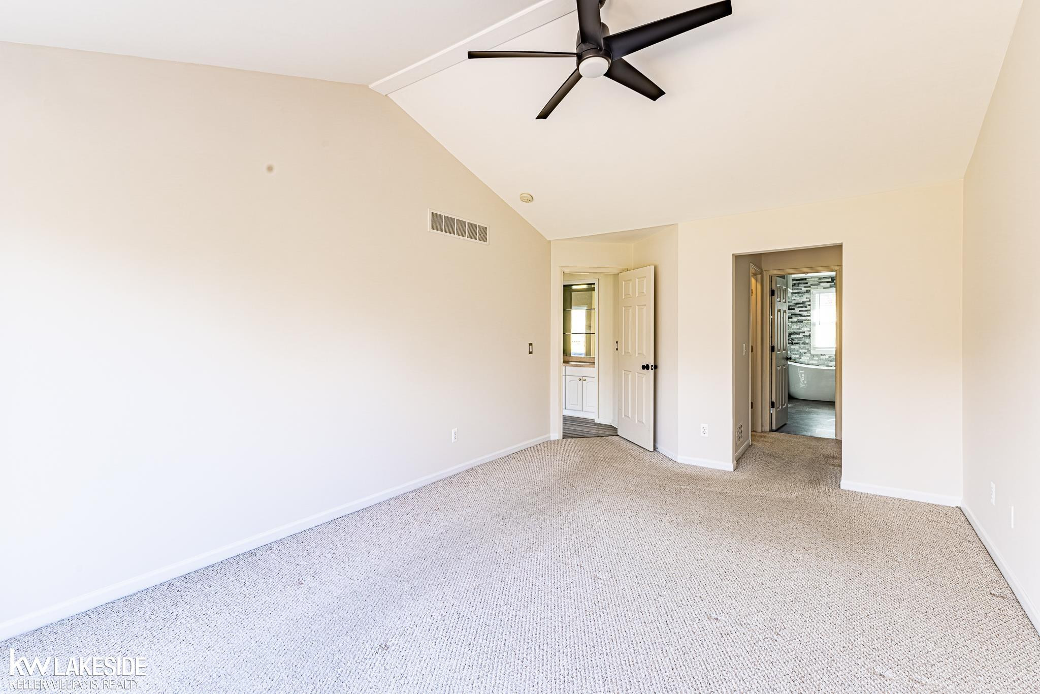 57289 Yorkshire Drive, Washington, MI — Photo 21