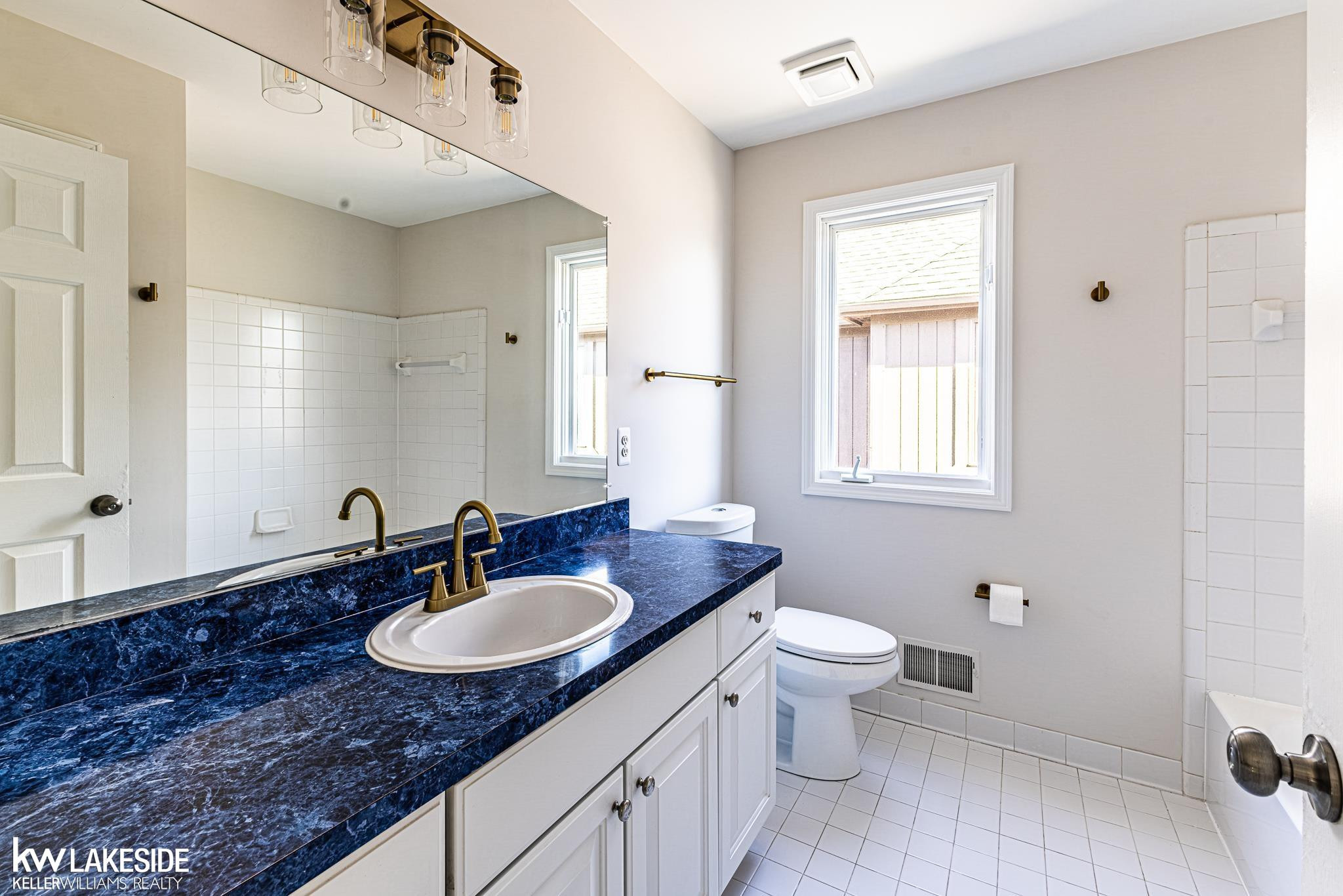 57289 Yorkshire Drive, Washington, MI — Photo 32