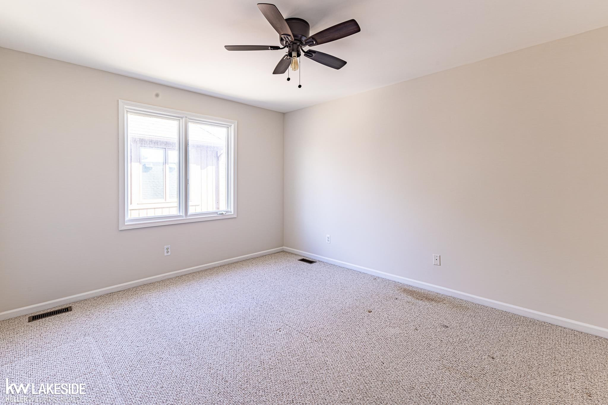 57289 Yorkshire Drive, Washington, MI — Photo 34