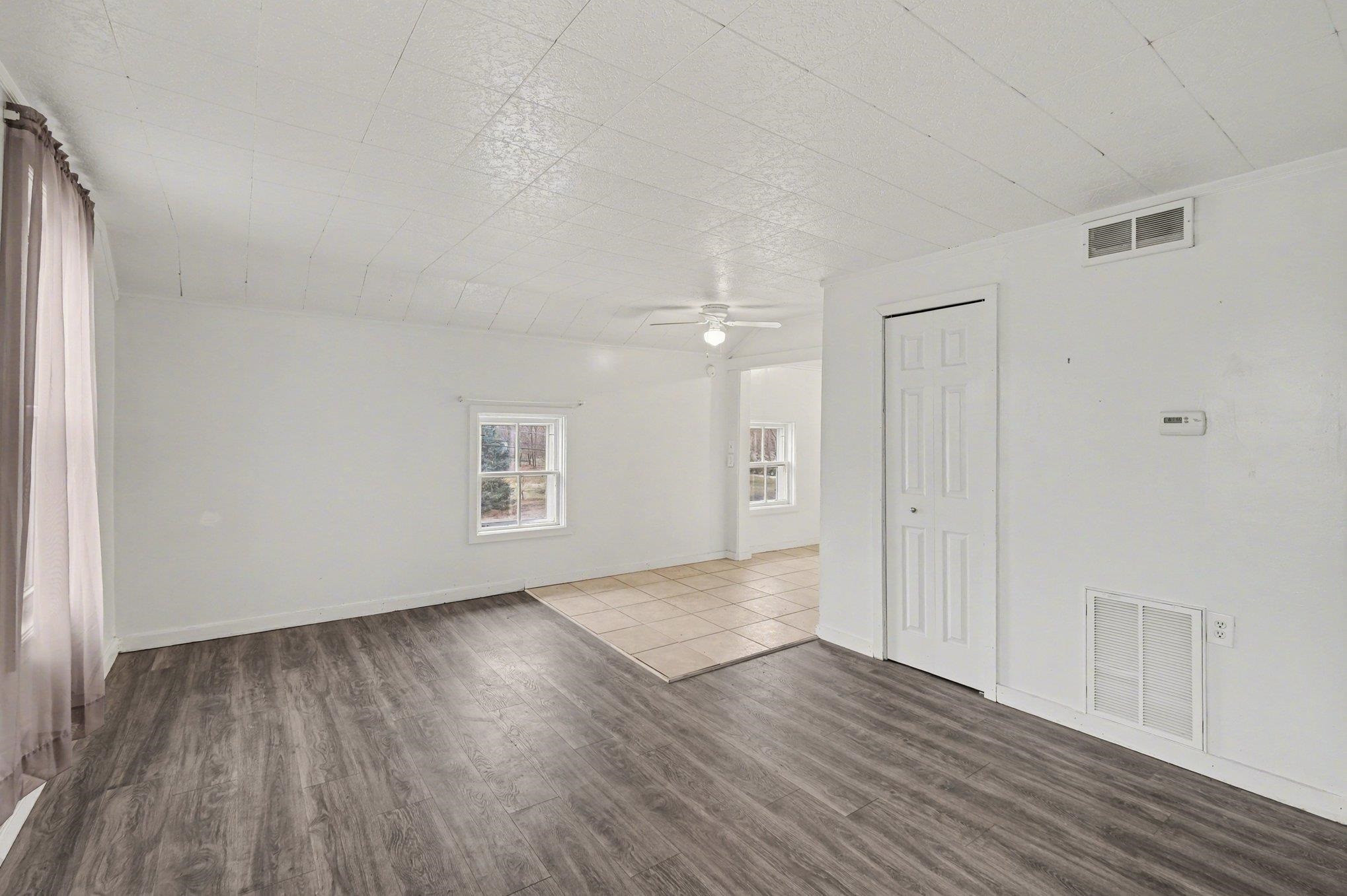 8009 E Bristol Rd. UNIT&nbsp;2 Road, Davison, MI, 48423