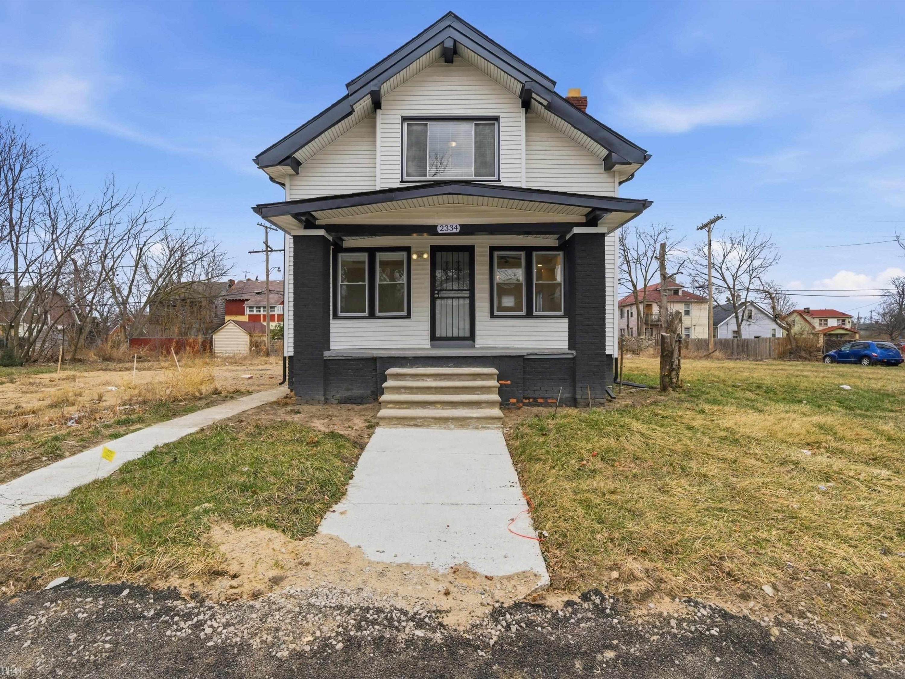 2334 Highland Street - Photo 2